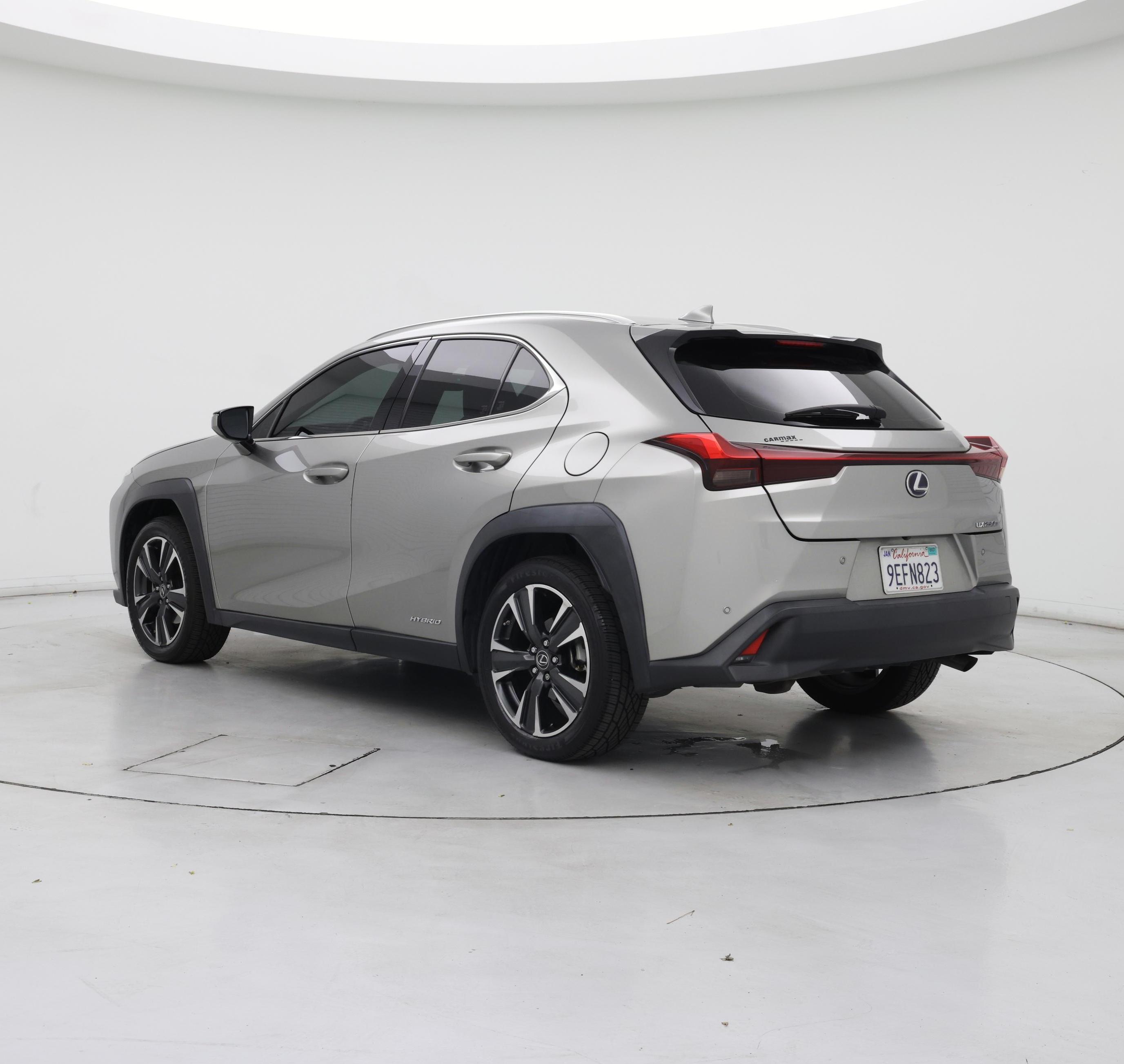 Thumbnail: 2020 Lexus UX - 2