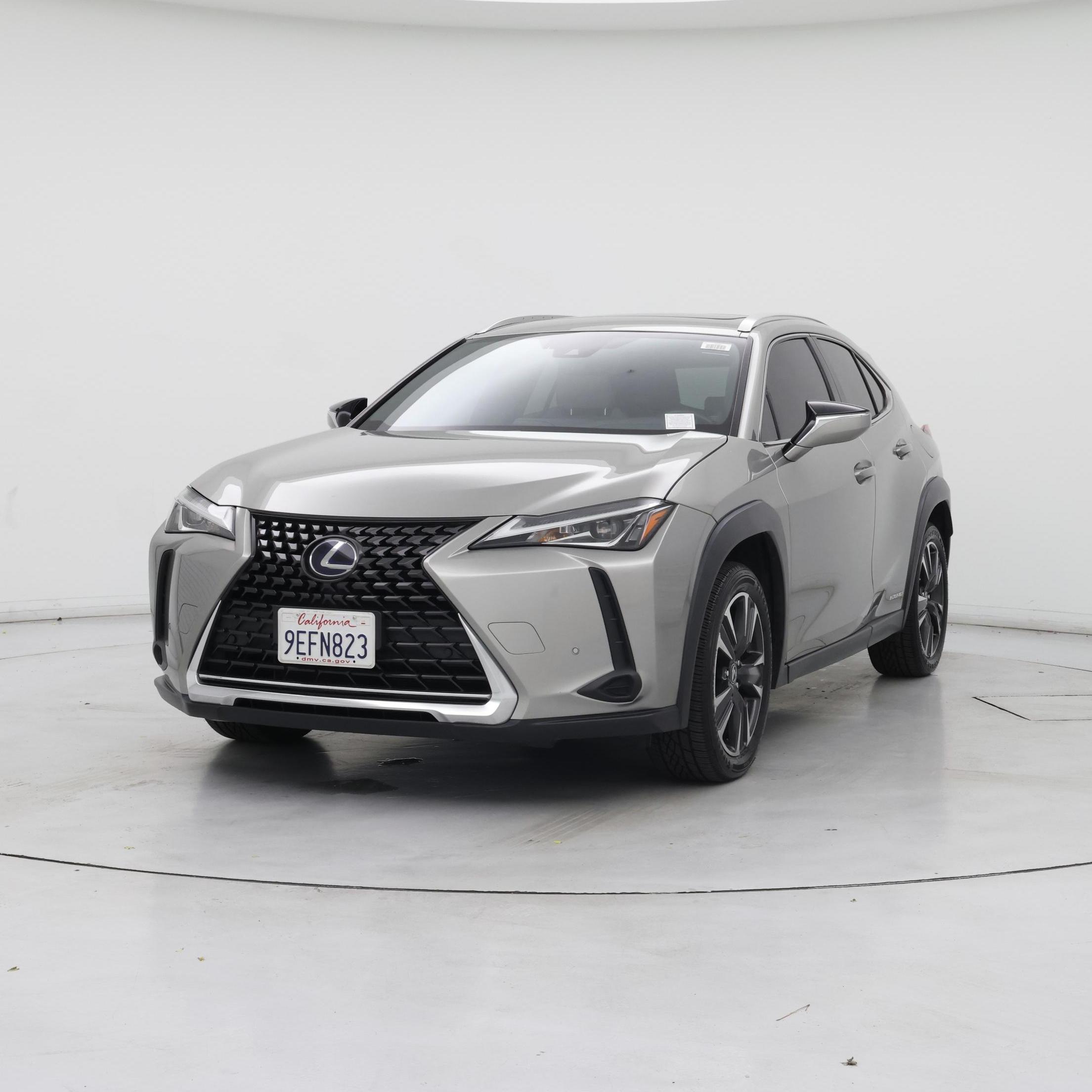 Thumbnail: 2020 Lexus UX - 4