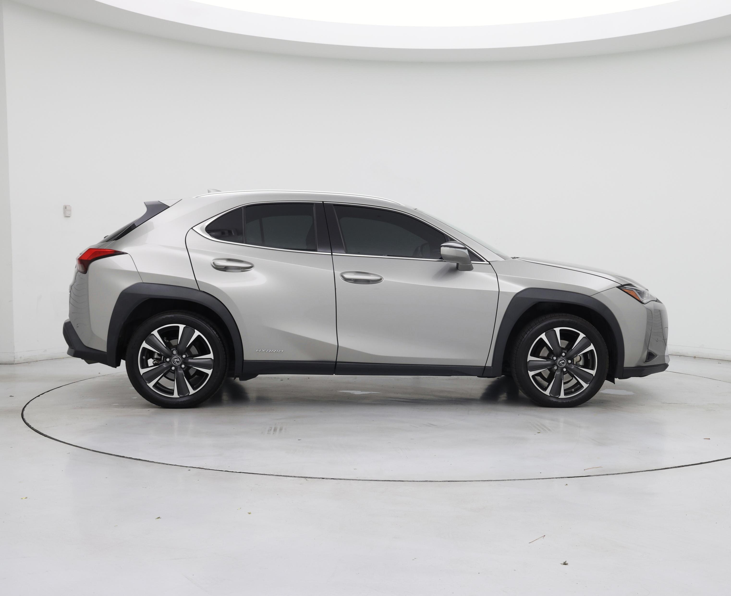 Thumbnail: 2020 Lexus UX - 7