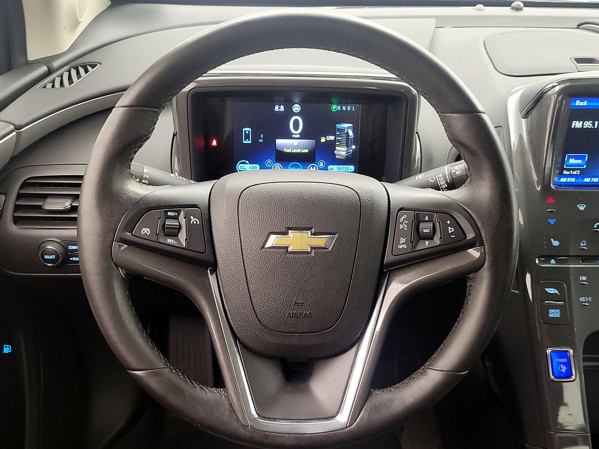 Thumbnail: 2015 Chevrolet Volt - 10