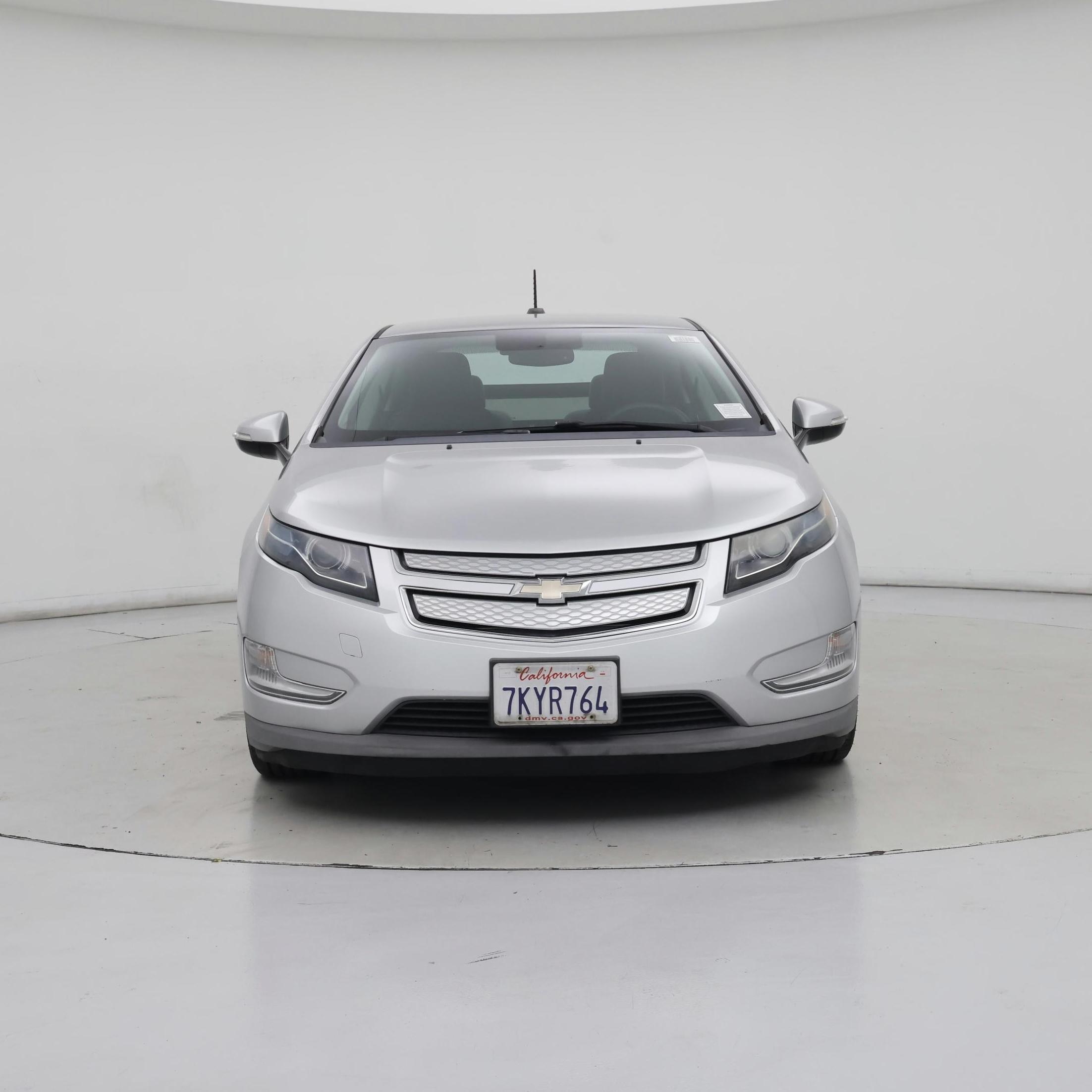 Thumbnail: 2015 Chevrolet Volt - 5