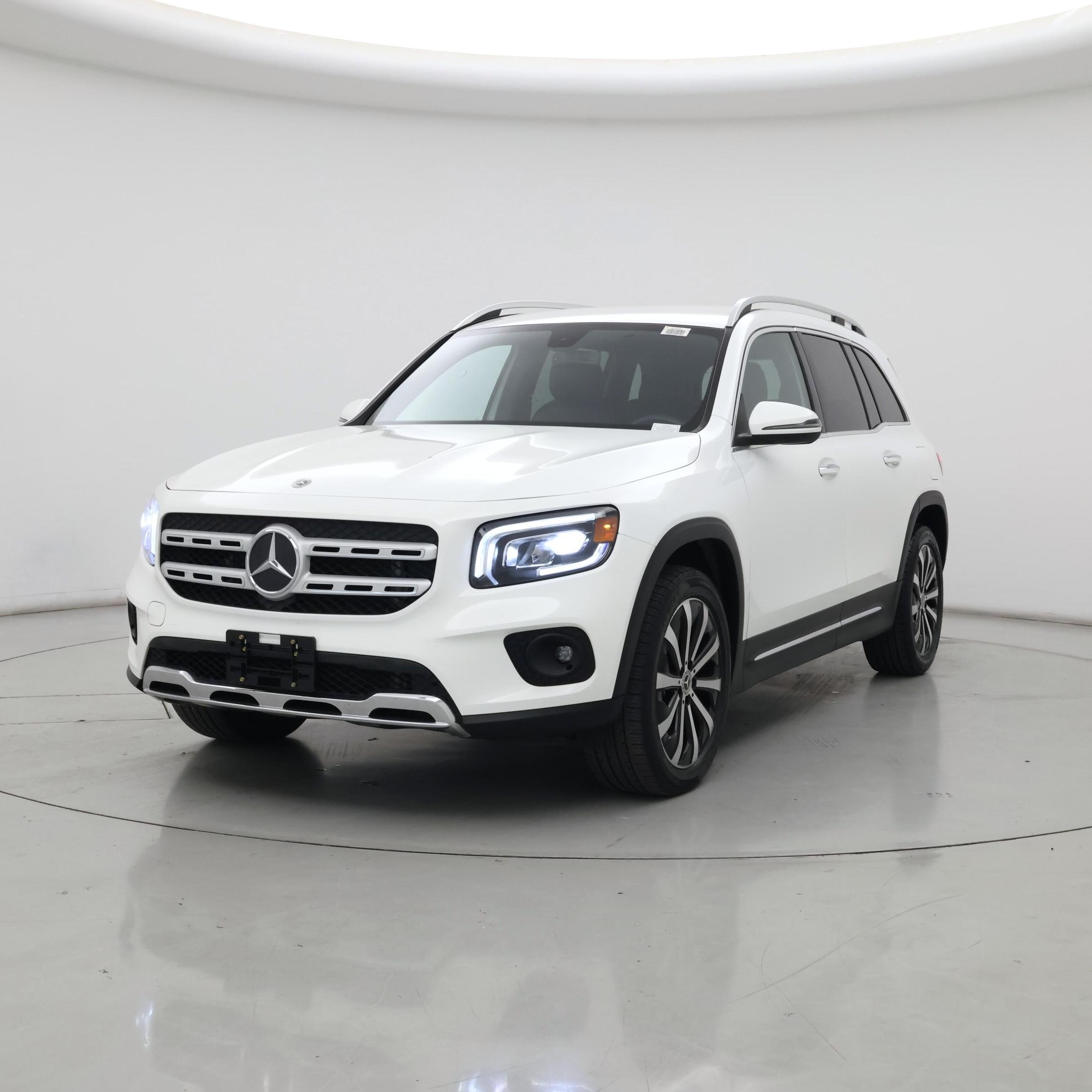 Thumbnail: 2021 Mercedes-Benz GLB - 4