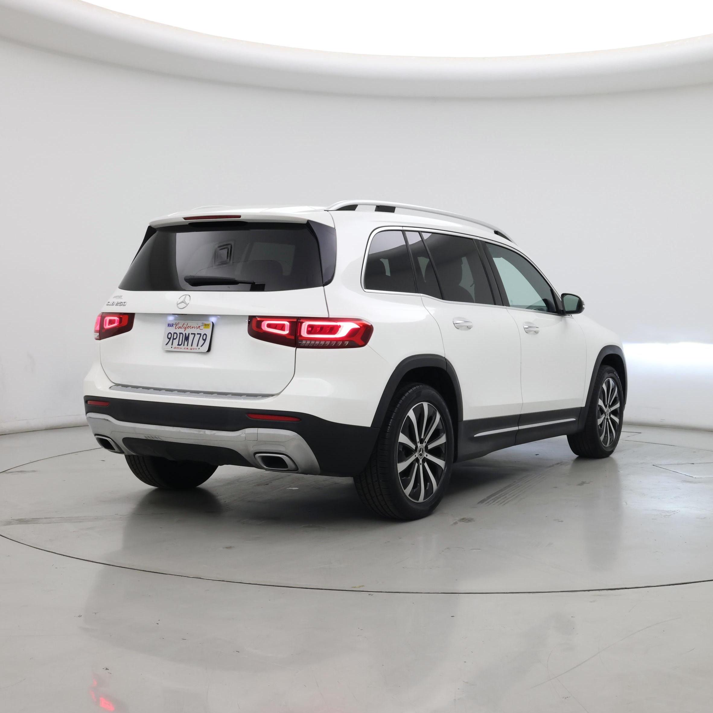 Thumbnail: 2021 Mercedes-Benz GLB - 8