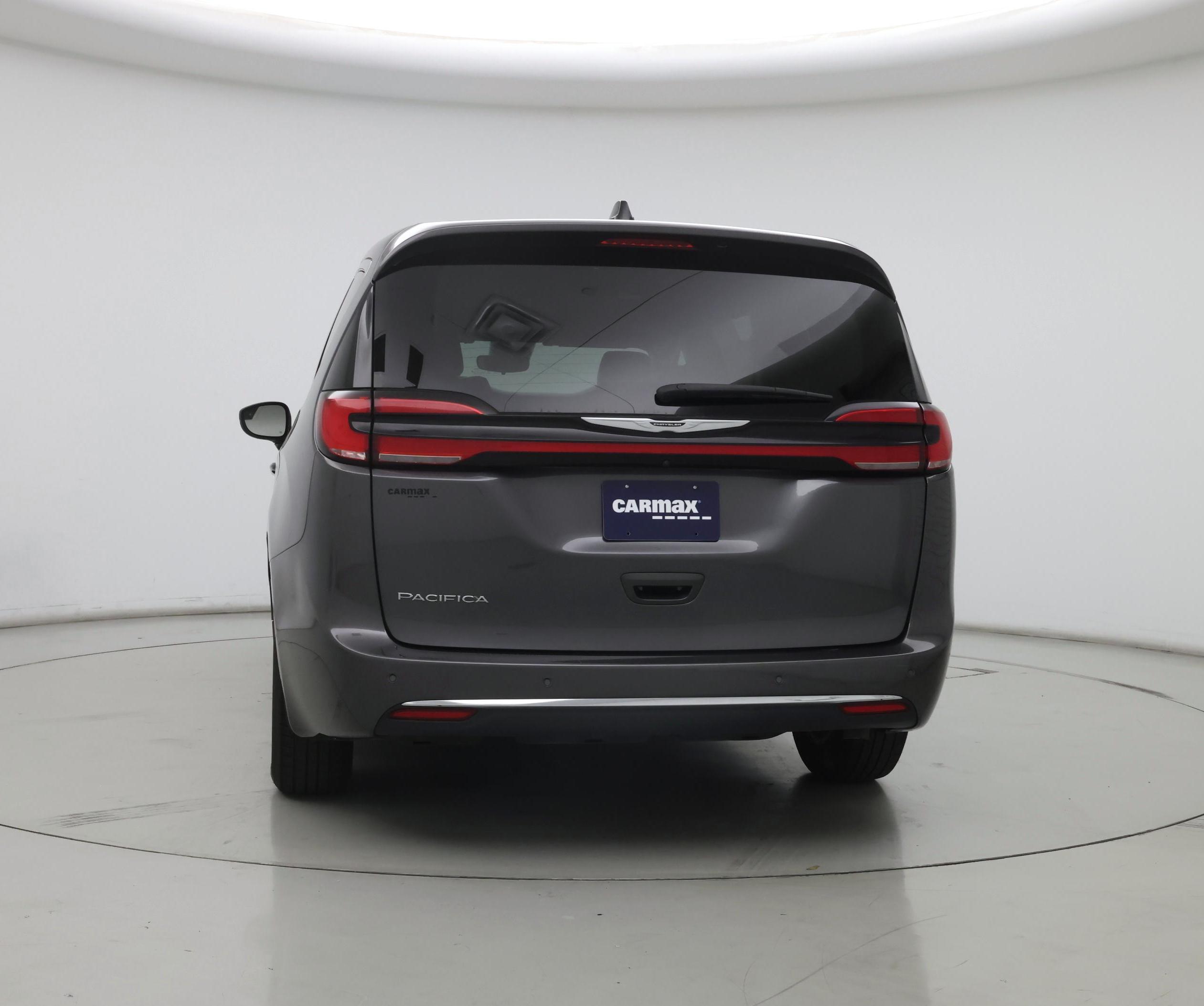 Thumbnail: 2023 Chrysler Pacifica - 6