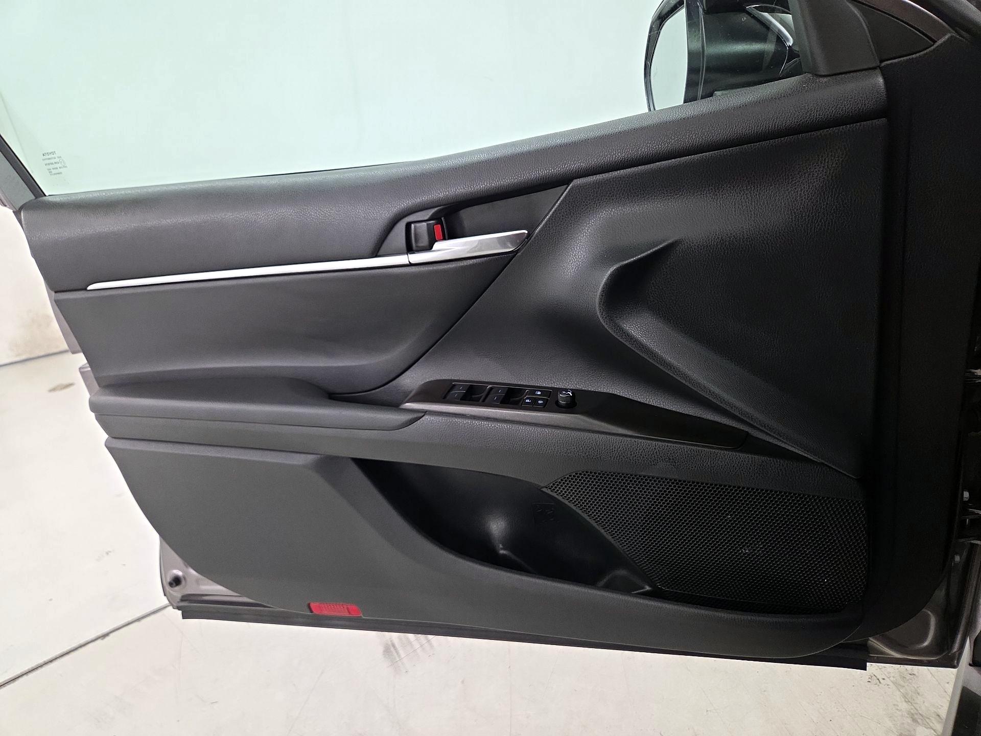 Thumbnail: 2024 Toyota Camry - 12