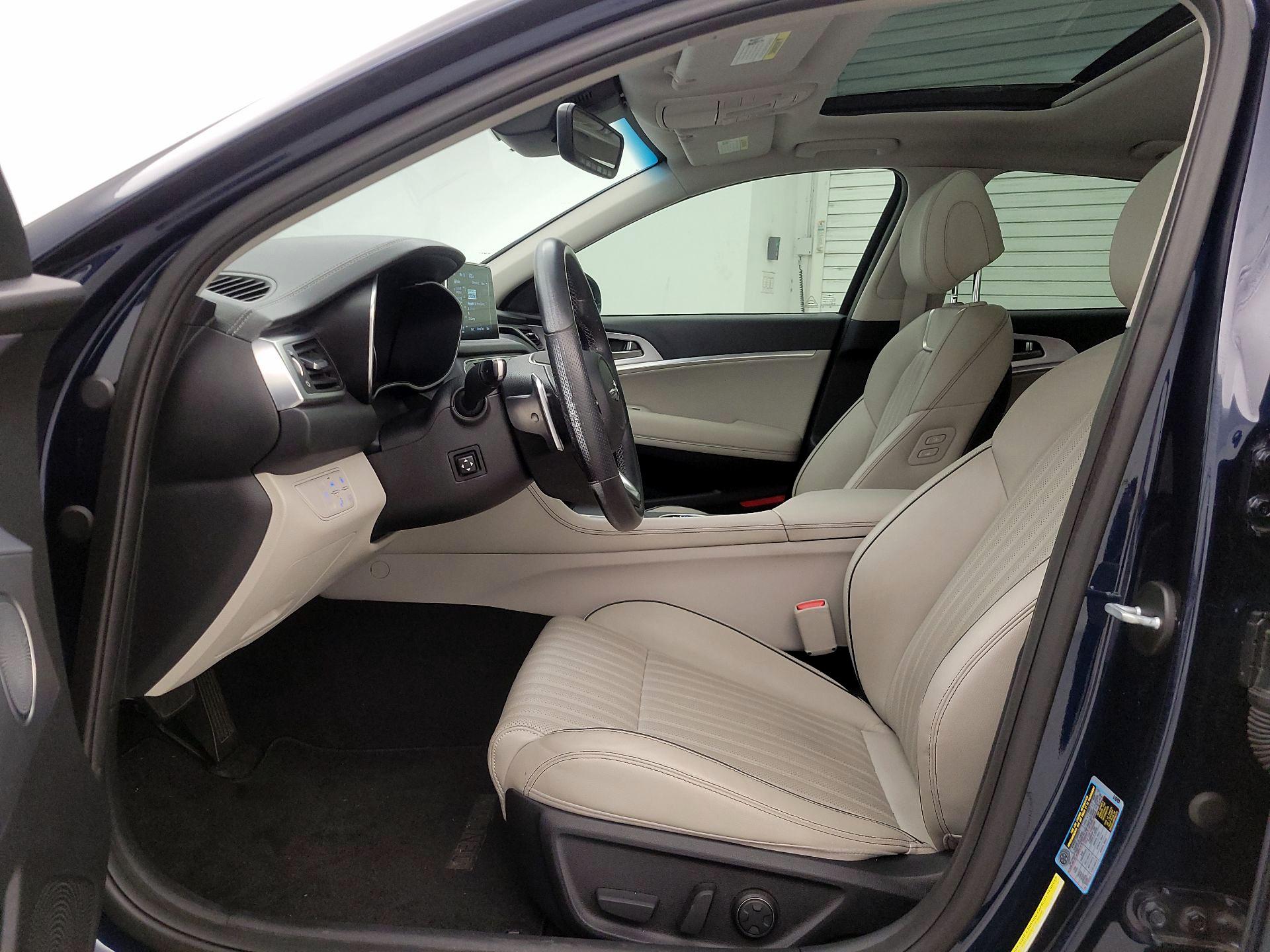 Thumbnail: 2019 Genesis G70 - 11