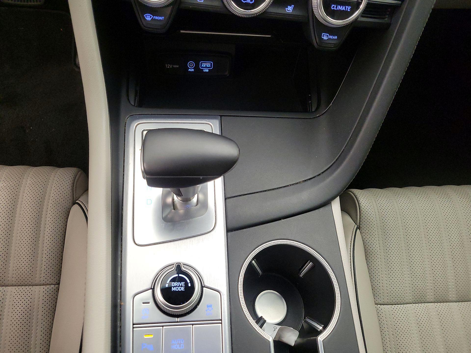 Thumbnail: 2019 Genesis G70 - 17