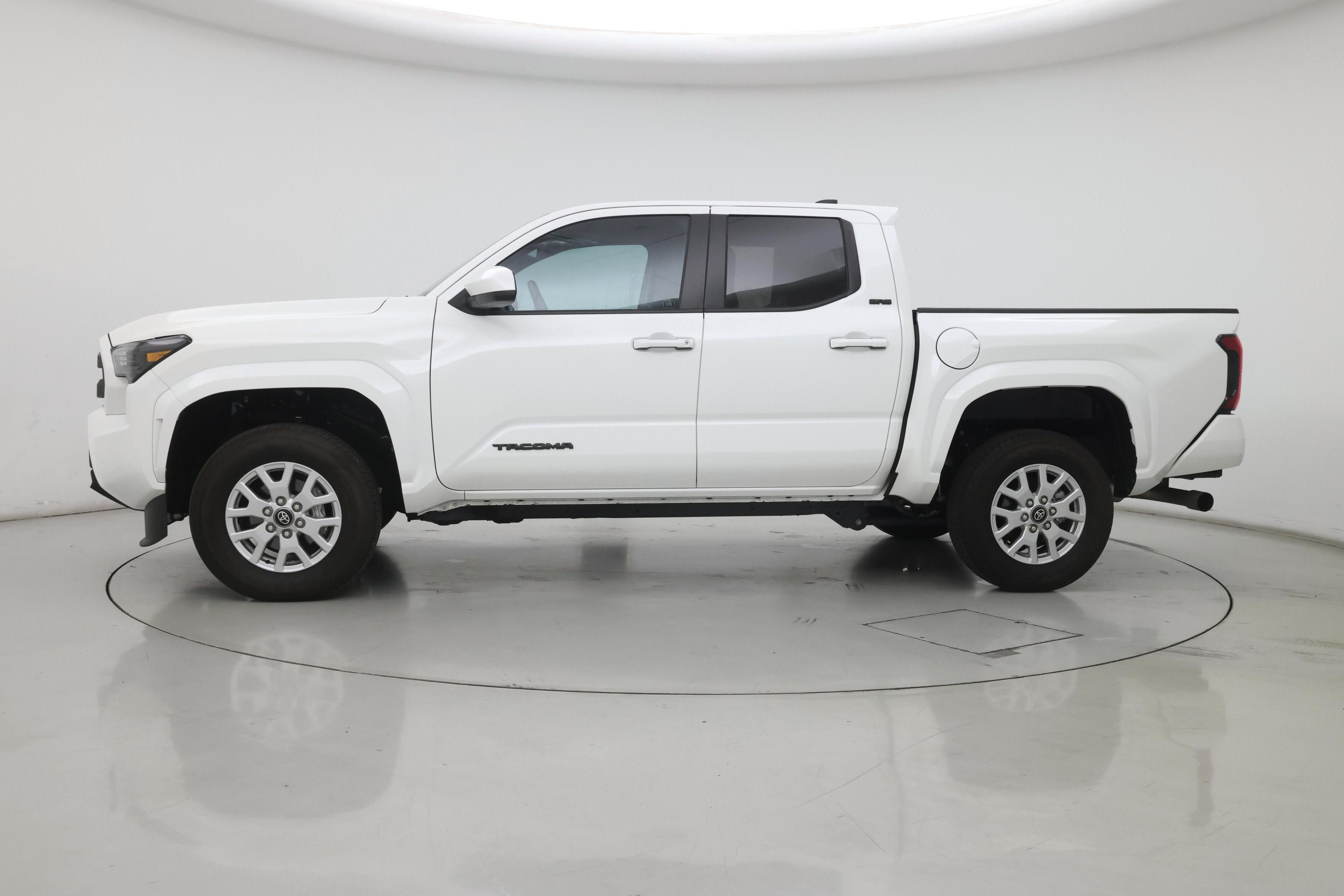 Thumbnail: 2025 Toyota Tacoma - 3