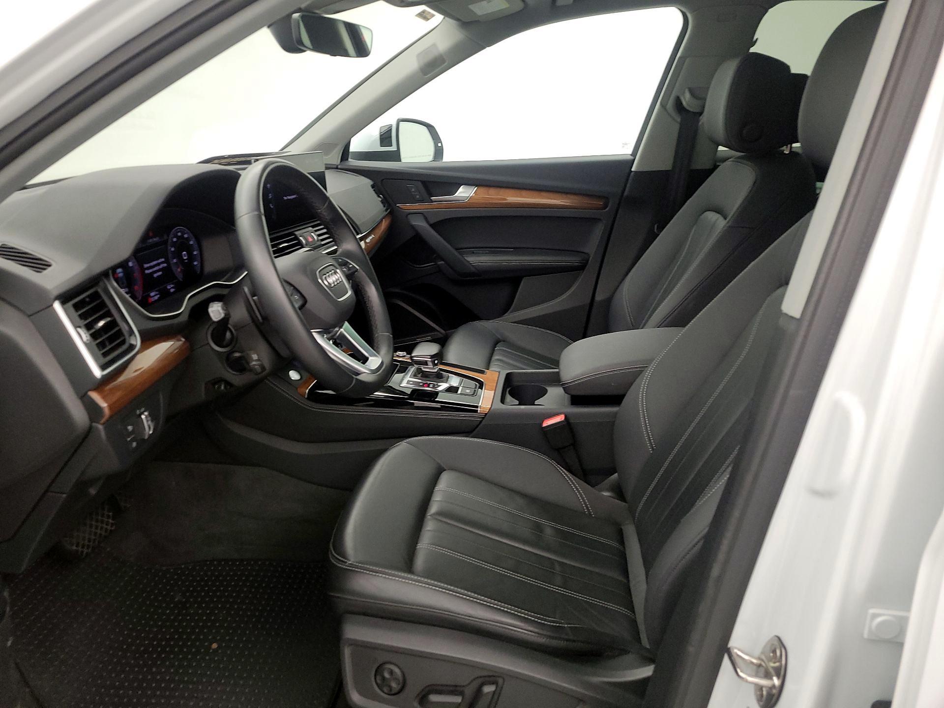 Thumbnail: 2023 Audi Q5 - 11