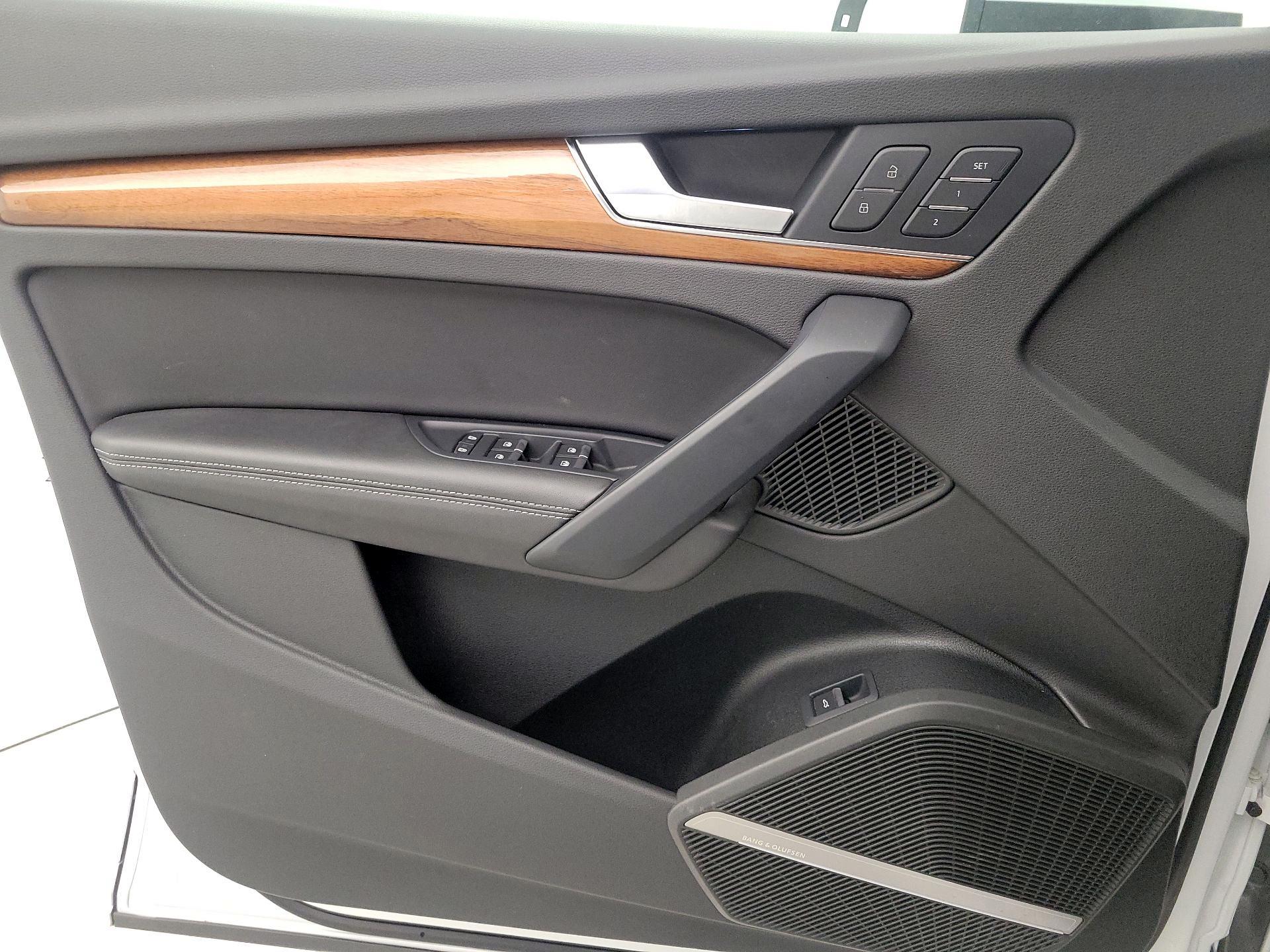 Thumbnail: 2023 Audi Q5 - 12