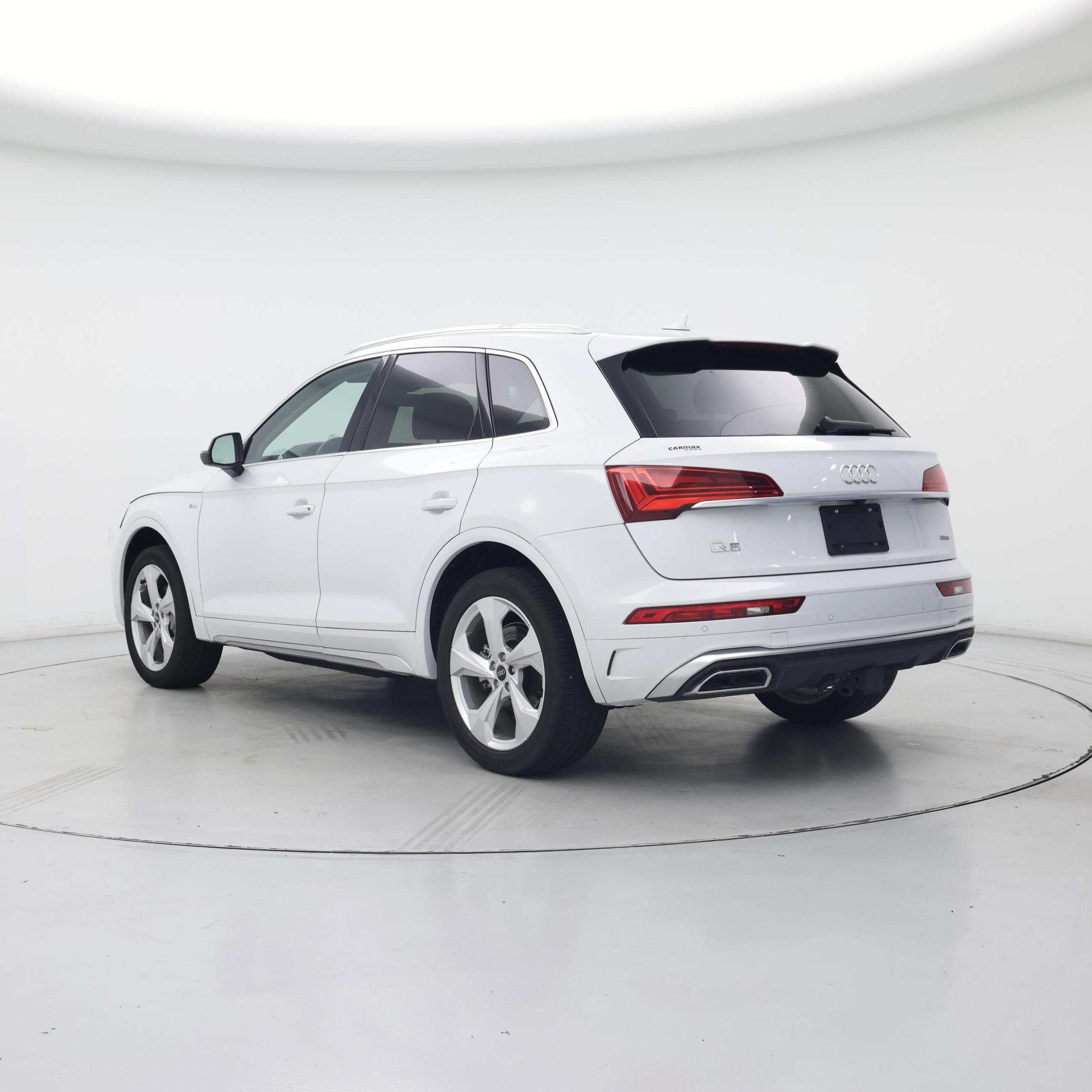 Thumbnail: 2023 Audi Q5 - 2