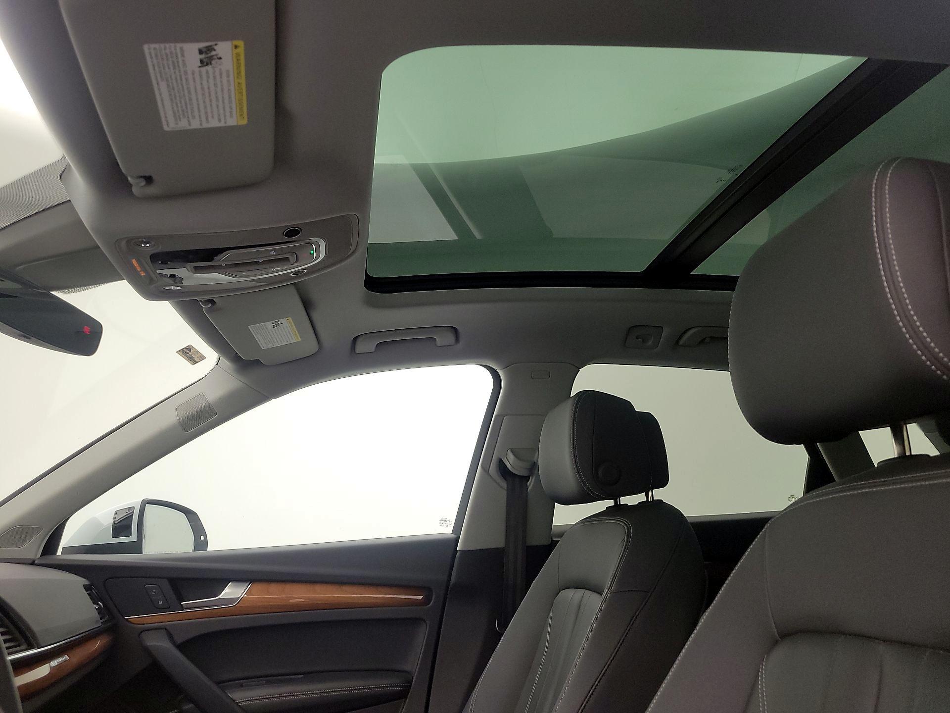 Thumbnail: 2023 Audi Q5 - 19