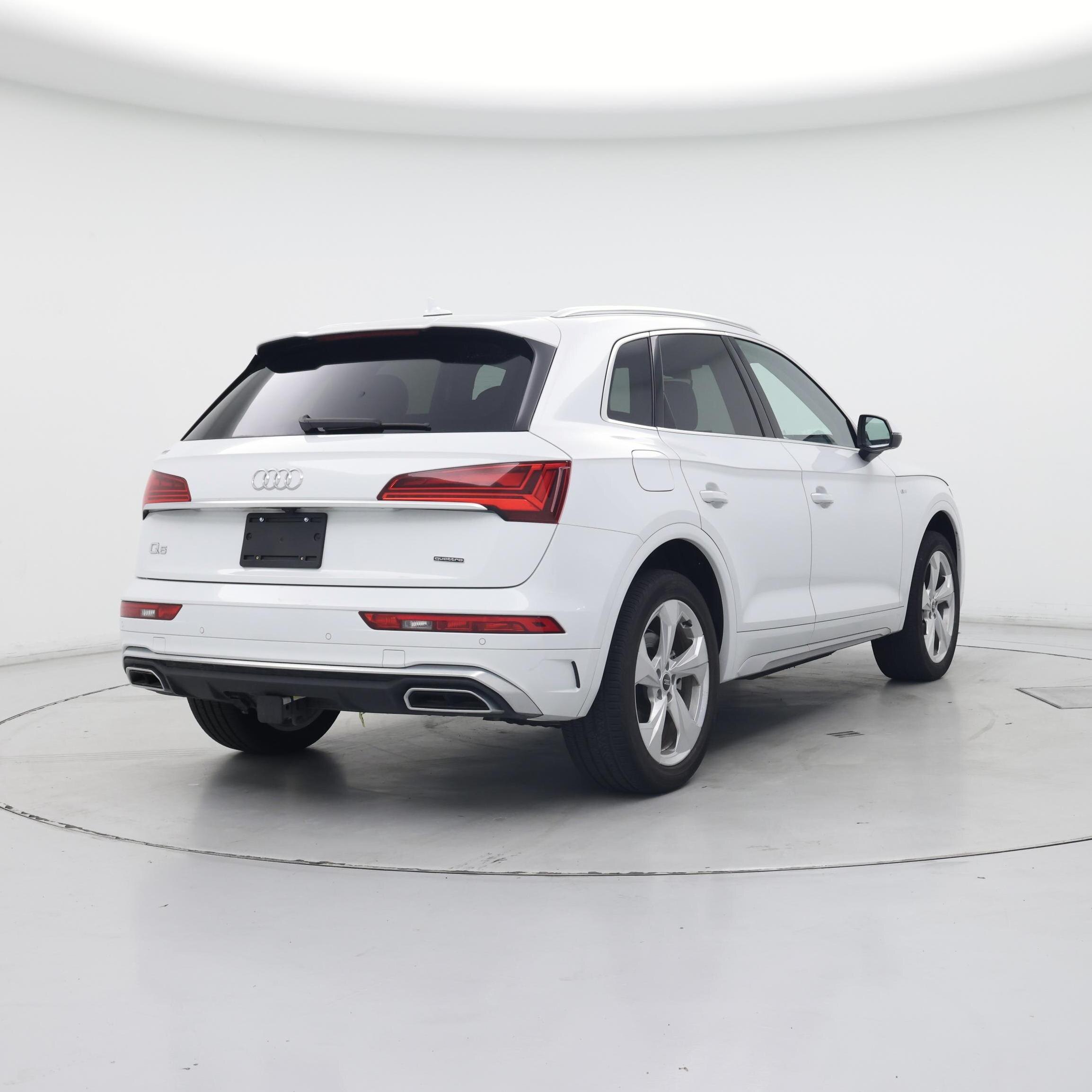 Thumbnail: 2023 Audi Q5 - 8