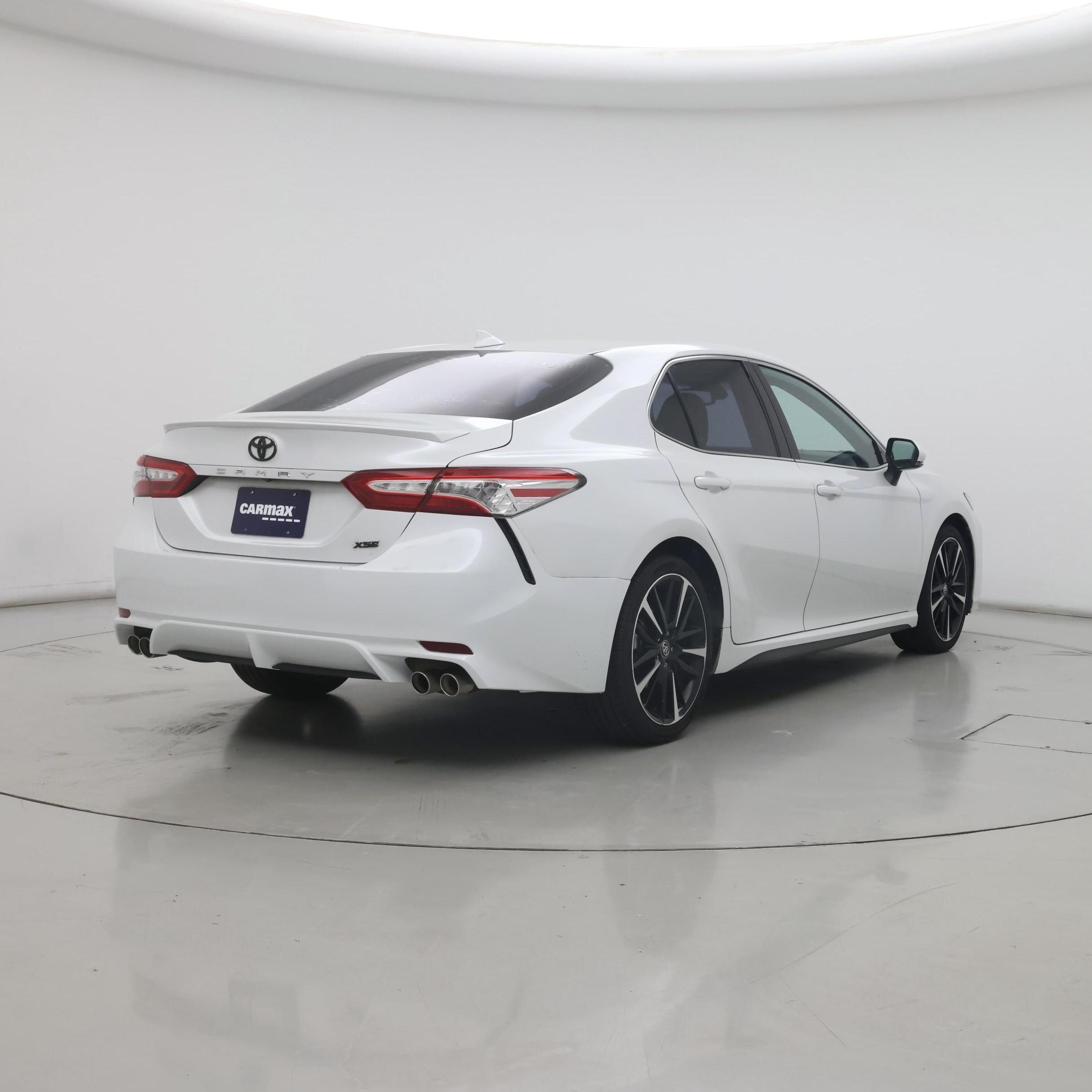 Thumbnail: 2020 Toyota Camry - 8