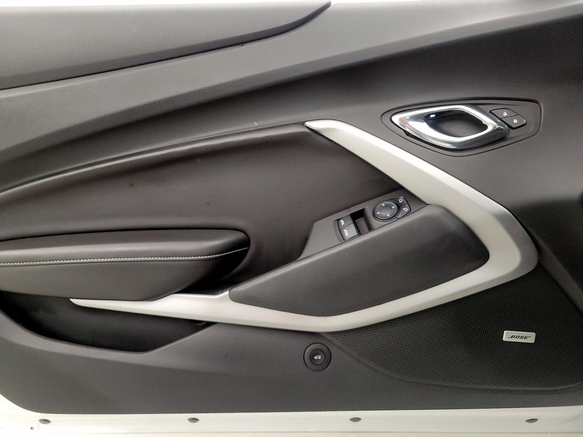 Thumbnail: 2016 Chevrolet Camaro - 12