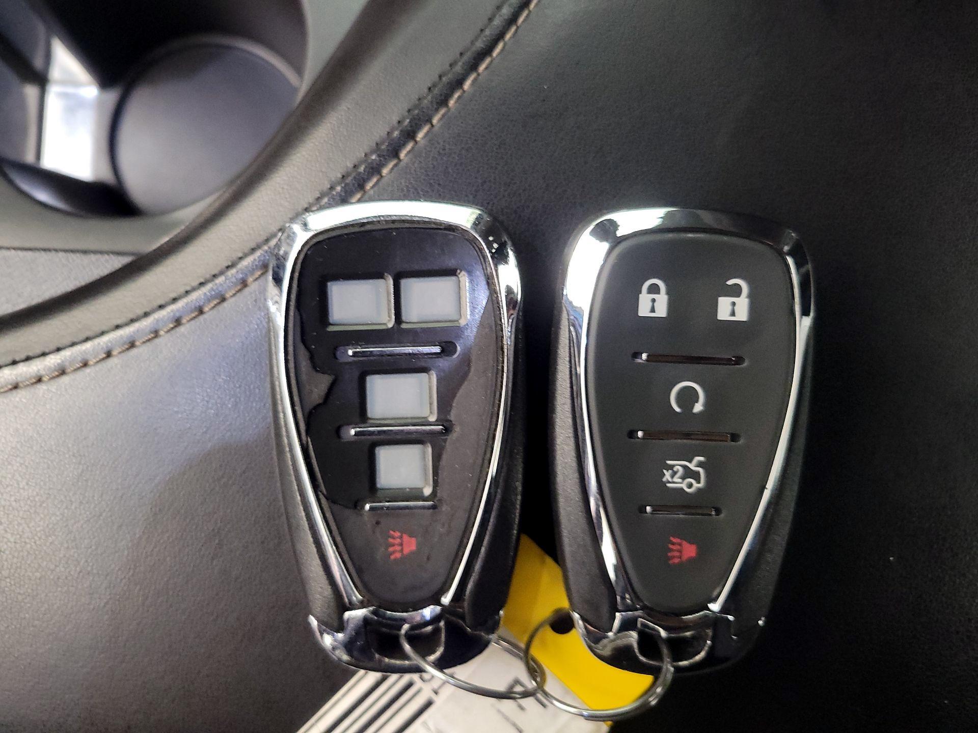 Thumbnail: 2016 Chevrolet Camaro - 20