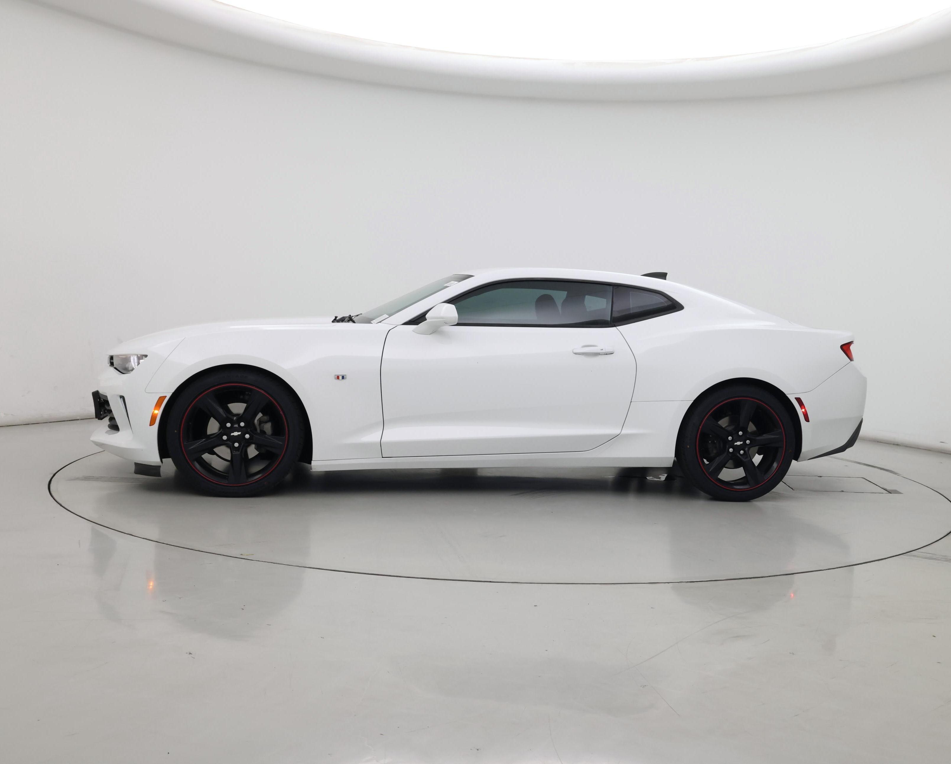 Thumbnail: 2016 Chevrolet Camaro - 3