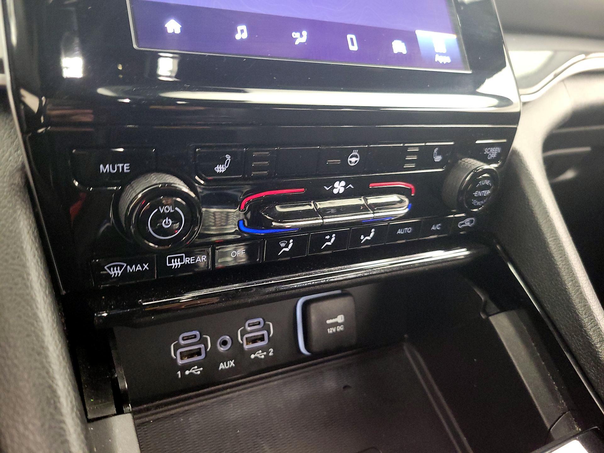 Thumbnail: 2023 Jeep Grand Cherokee - 16