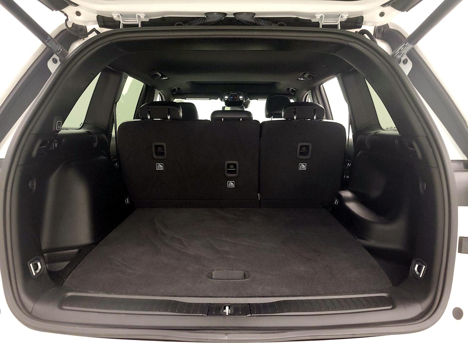 Thumbnail: 2023 Jeep Grand Cherokee - 20