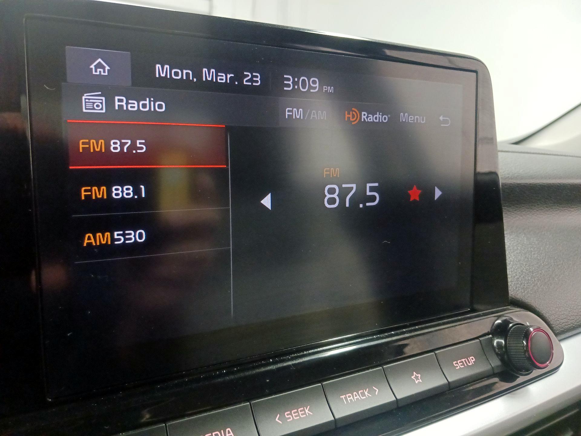 Thumbnail: 2023 Kia Forte - 15