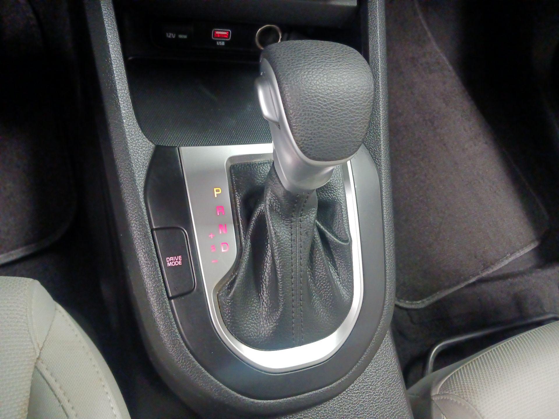 Thumbnail: 2023 Kia Forte - 17