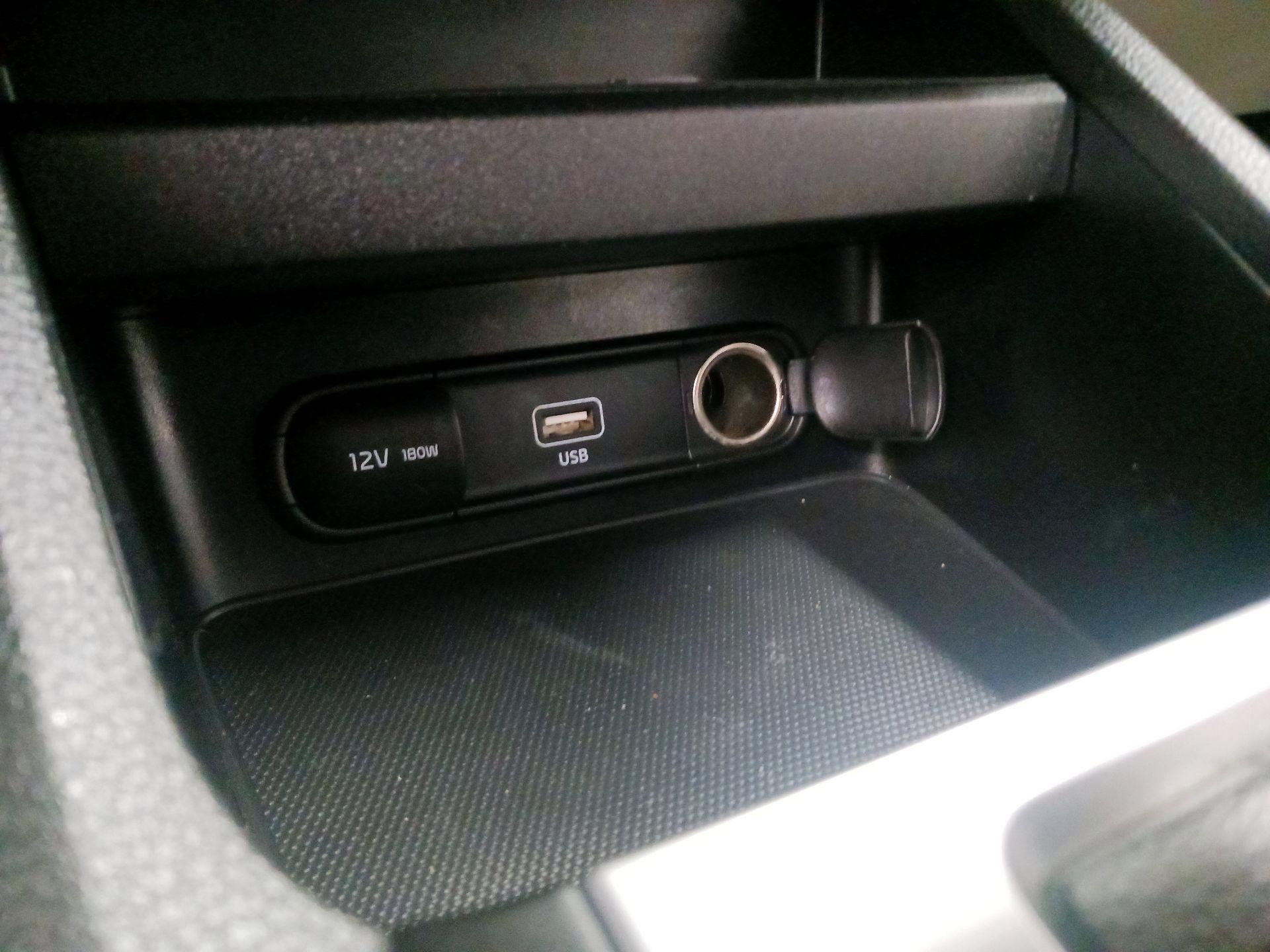 Thumbnail: 2023 Kia Forte - 18