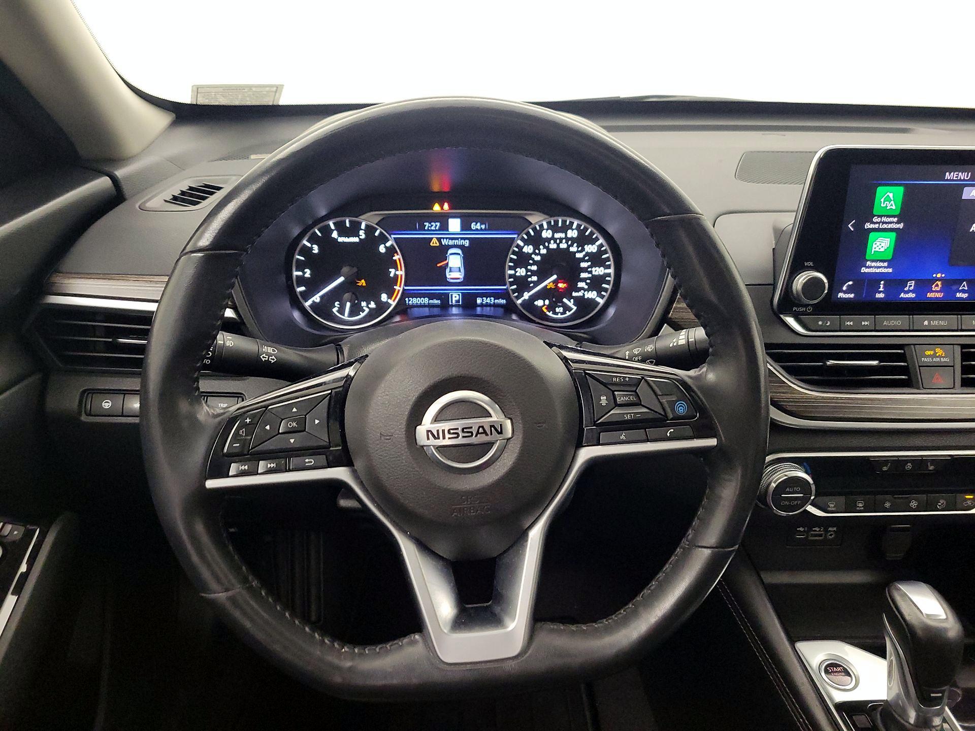 Thumbnail: 2022 Nissan Altima - 10