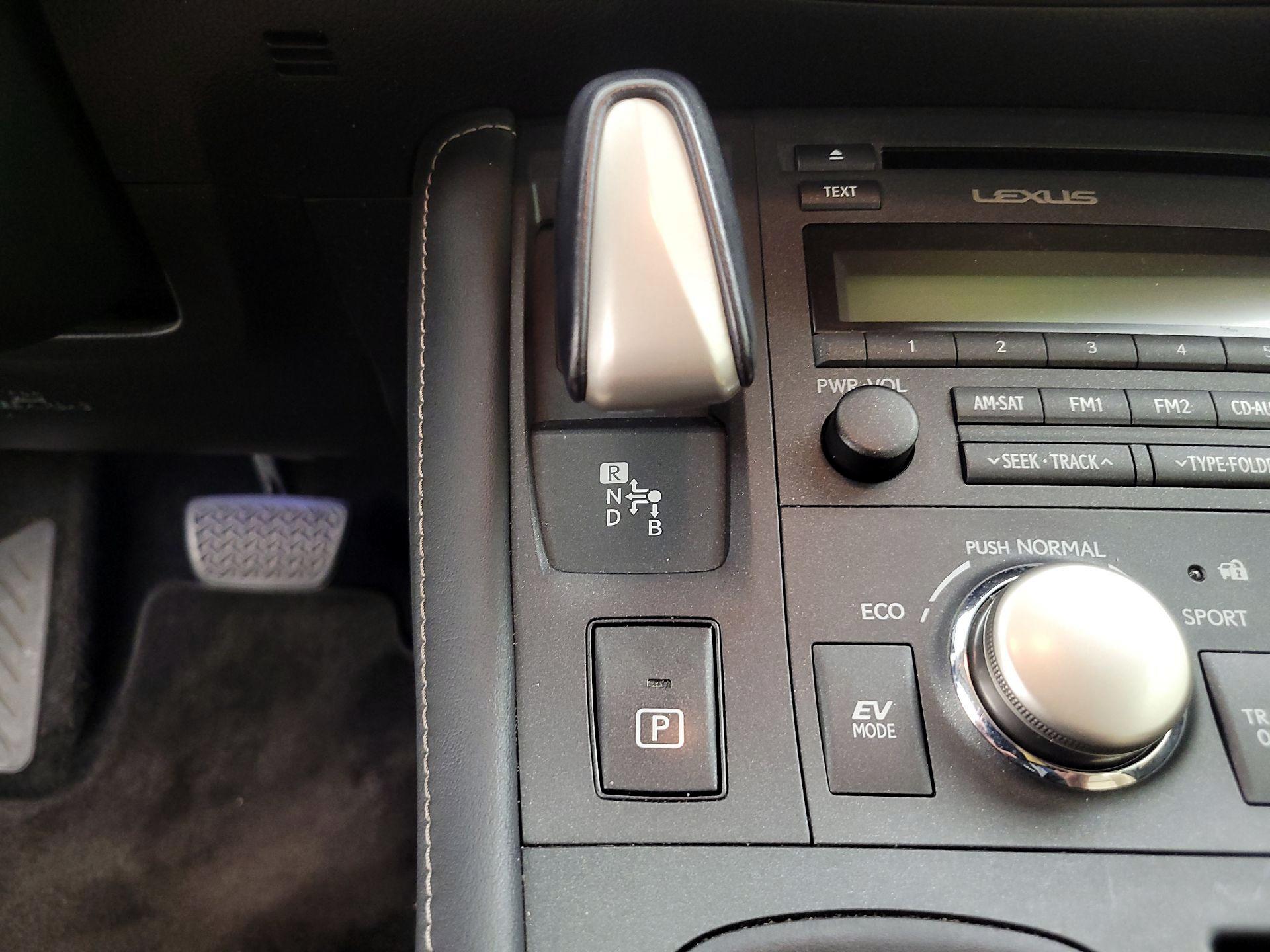 Thumbnail: 2017 Lexus CT - 16