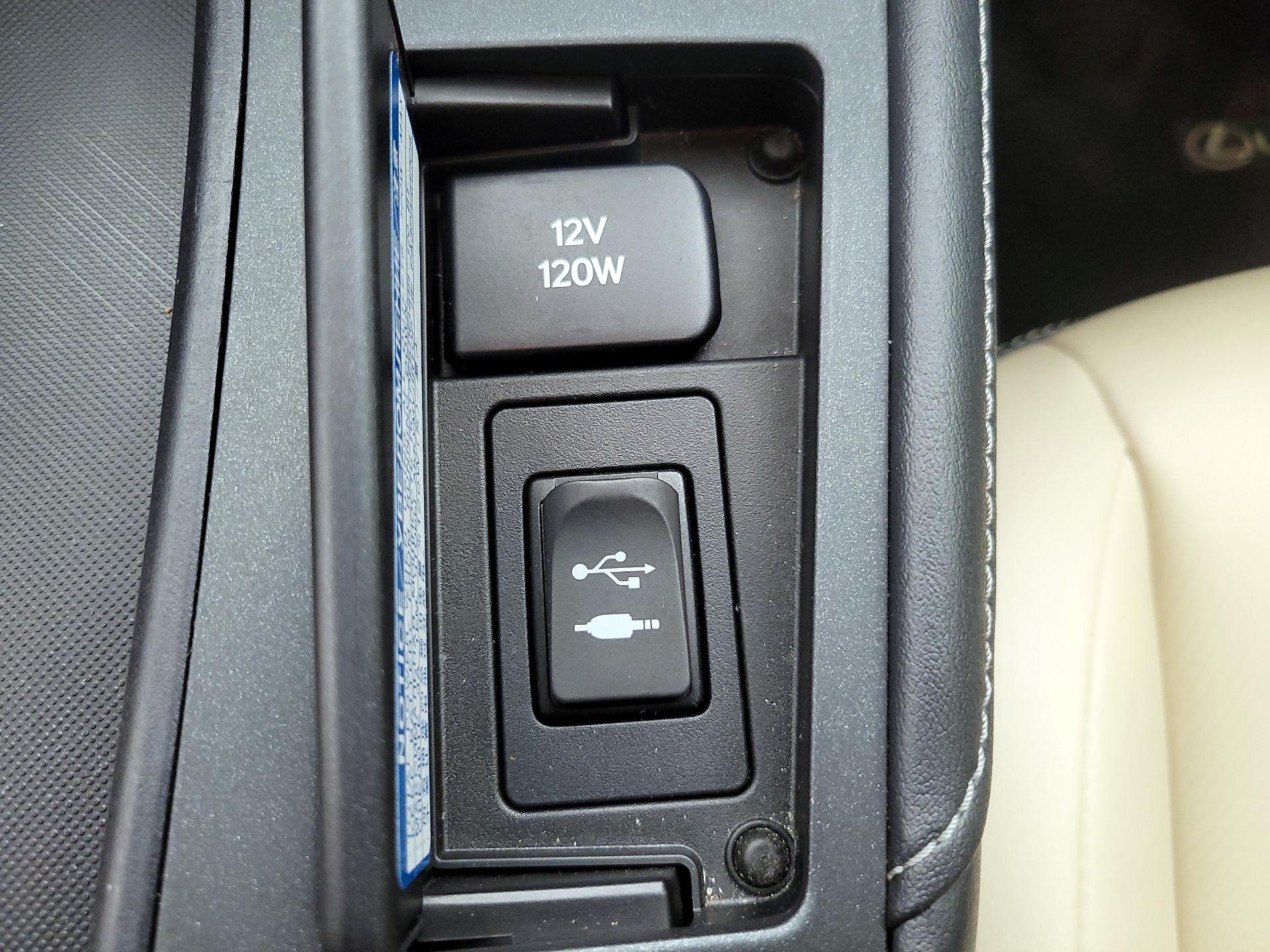 Thumbnail: 2017 Lexus CT - 17