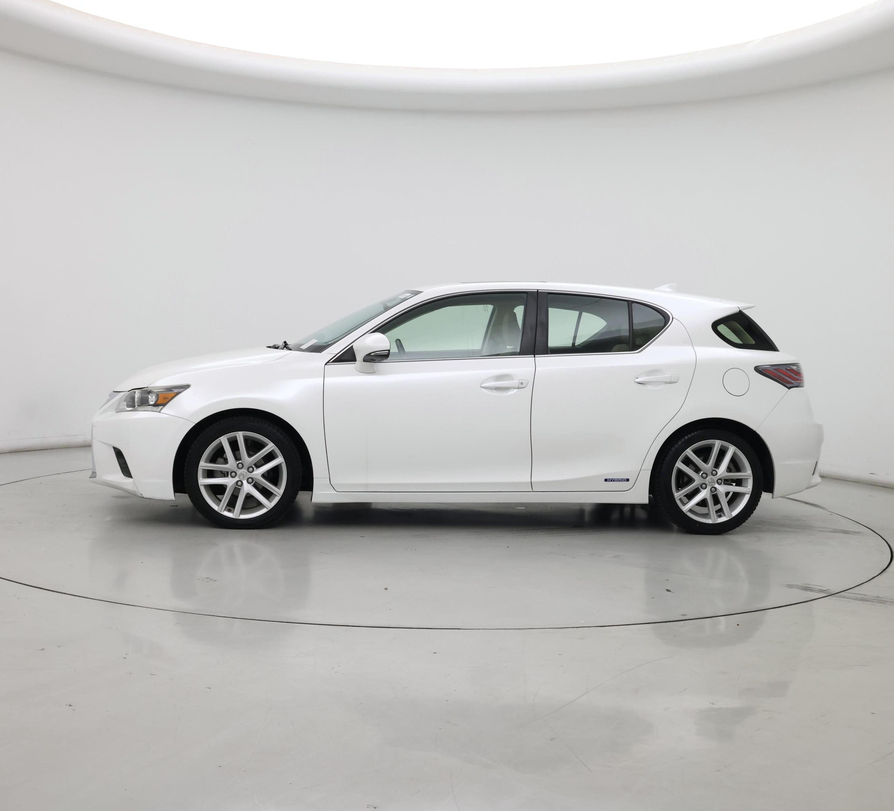 Thumbnail: 2017 Lexus CT - 3