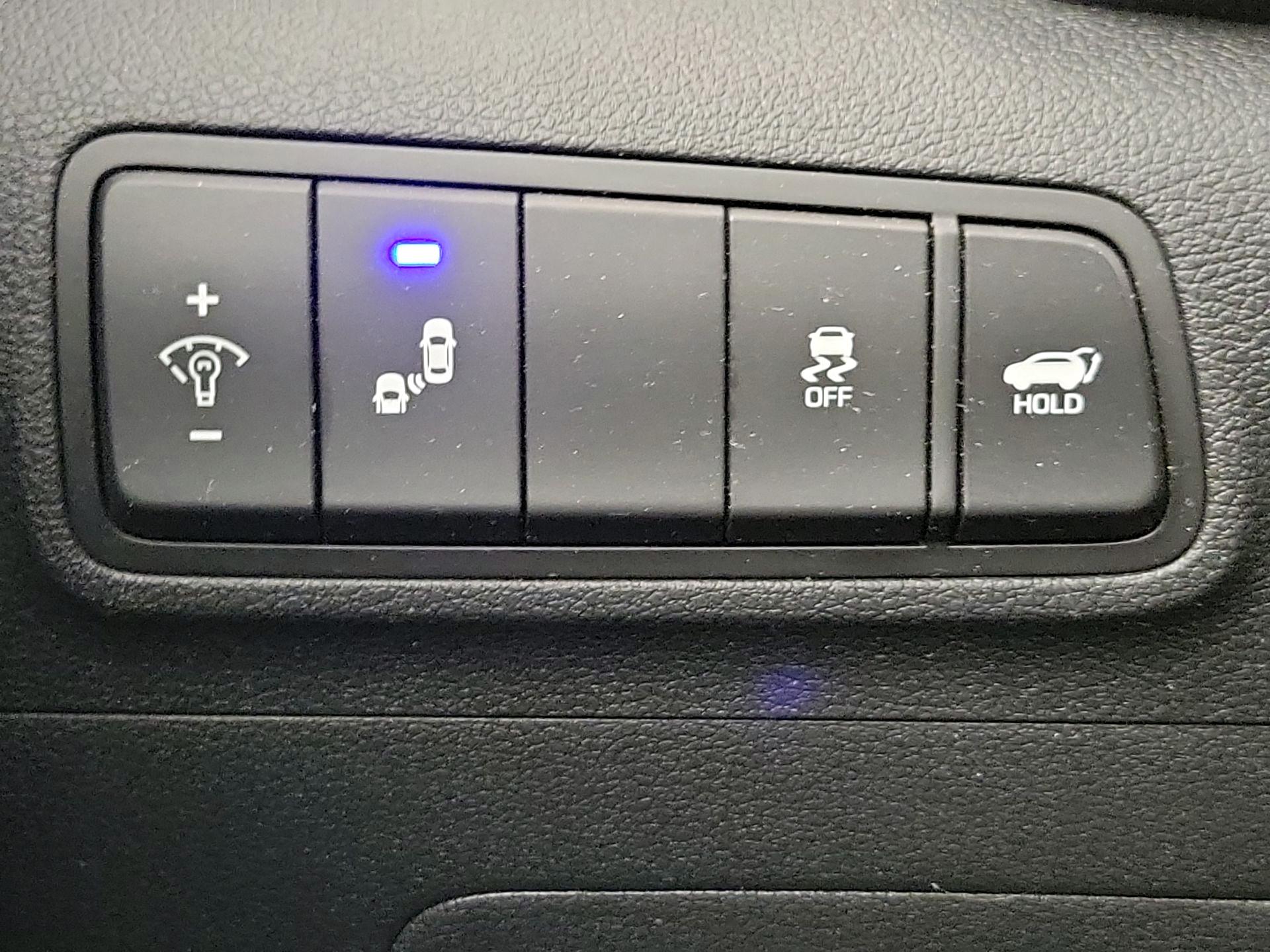 Thumbnail: 2018 Hyundai Tucson - 13