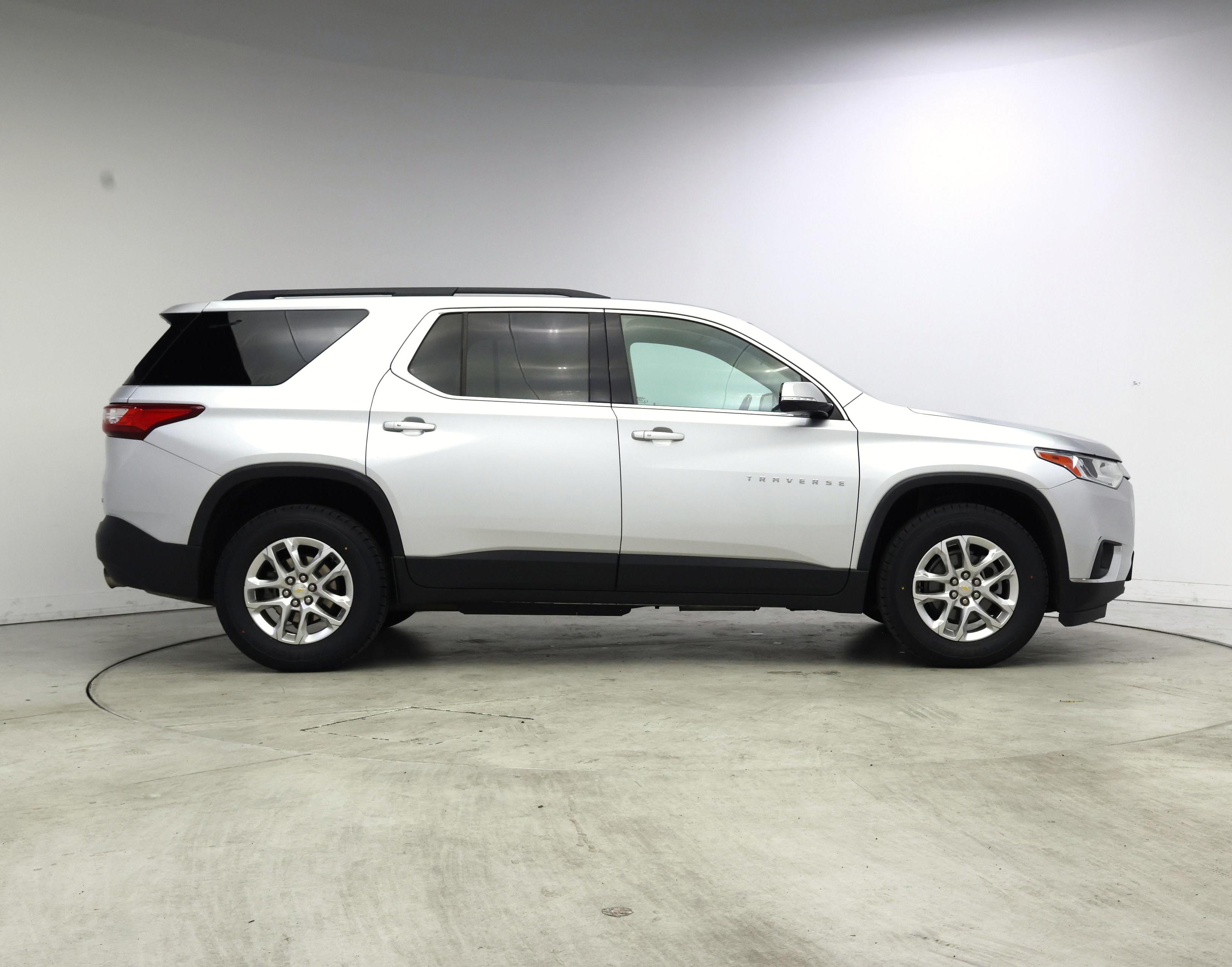 Thumbnail: 2020 Chevrolet Traverse - 7