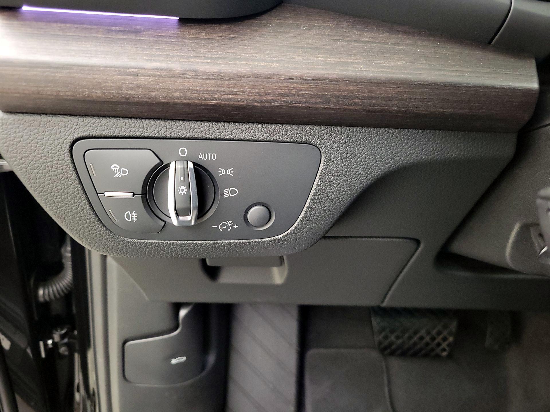 Thumbnail: 2025 Audi Q5 - 13