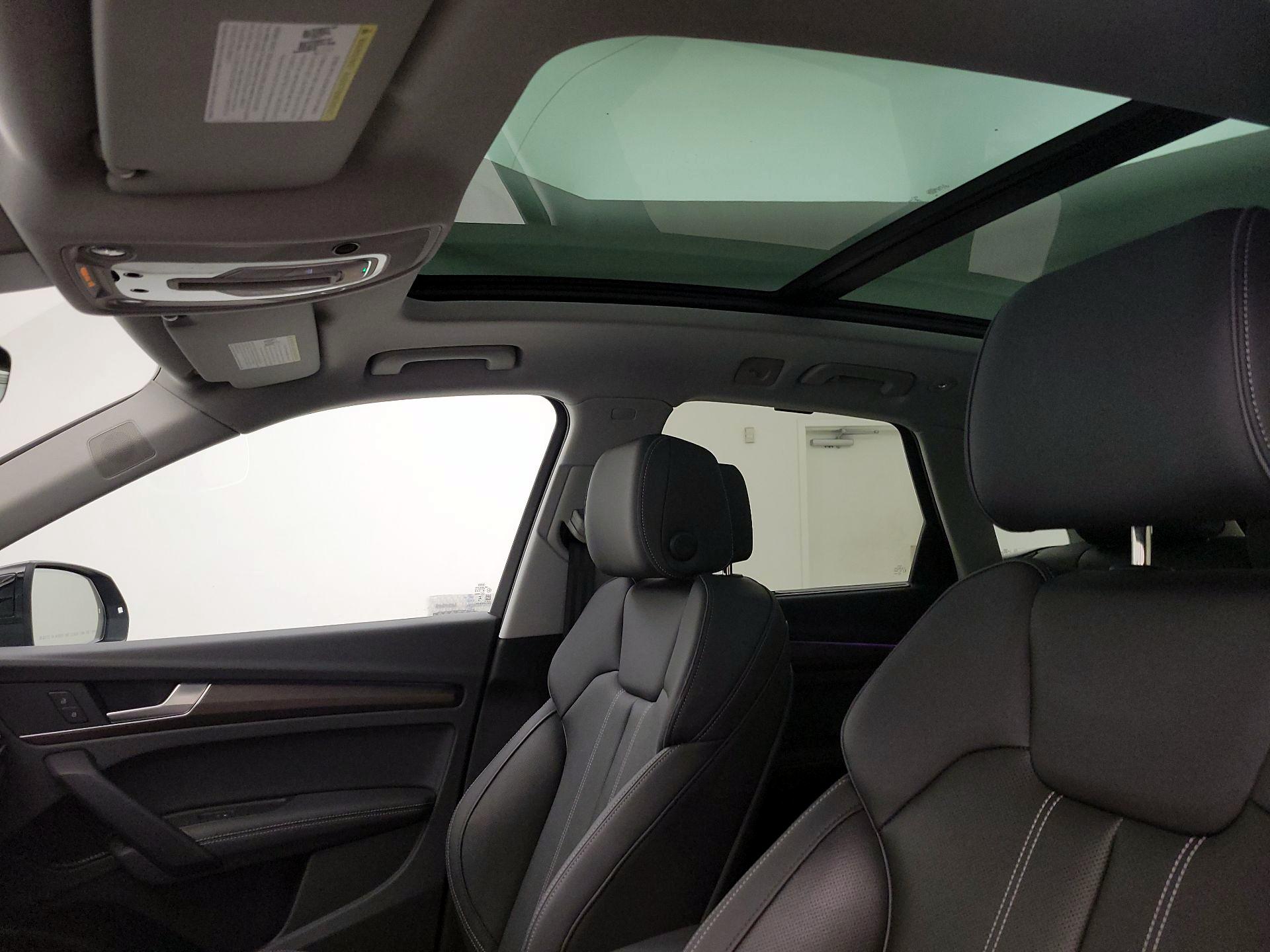 Thumbnail: 2025 Audi Q5 - 20