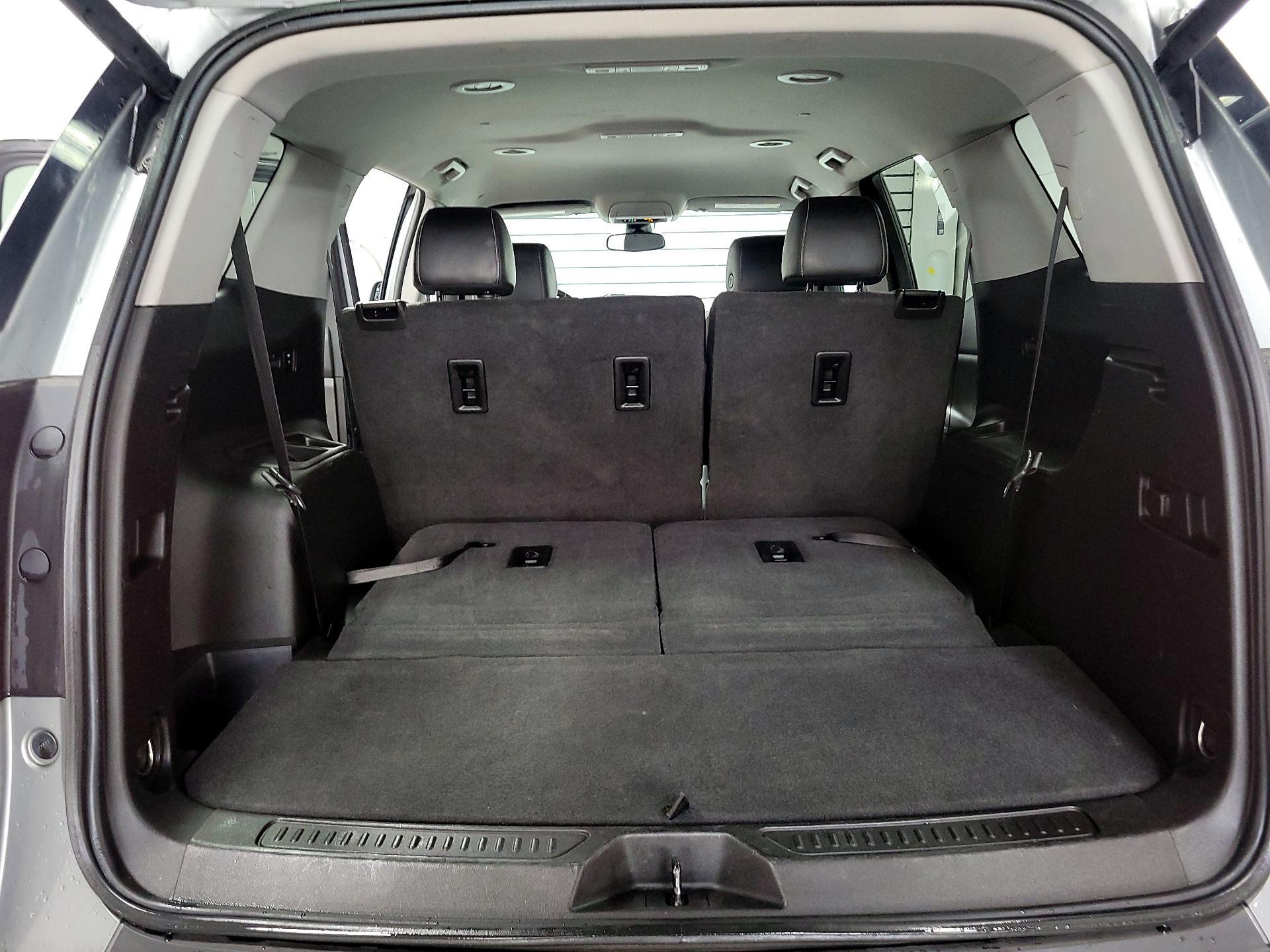 Thumbnail: 2023 GMC Acadia - 17