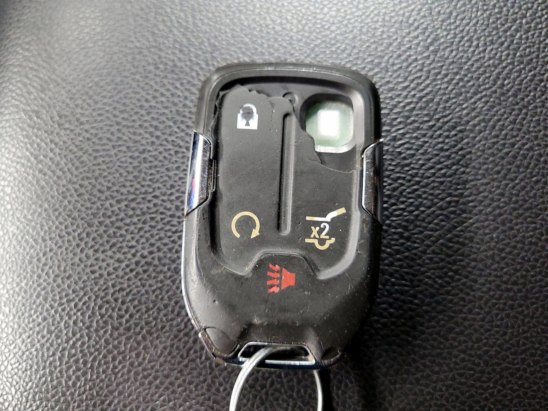 Thumbnail: 2023 GMC Acadia - 19