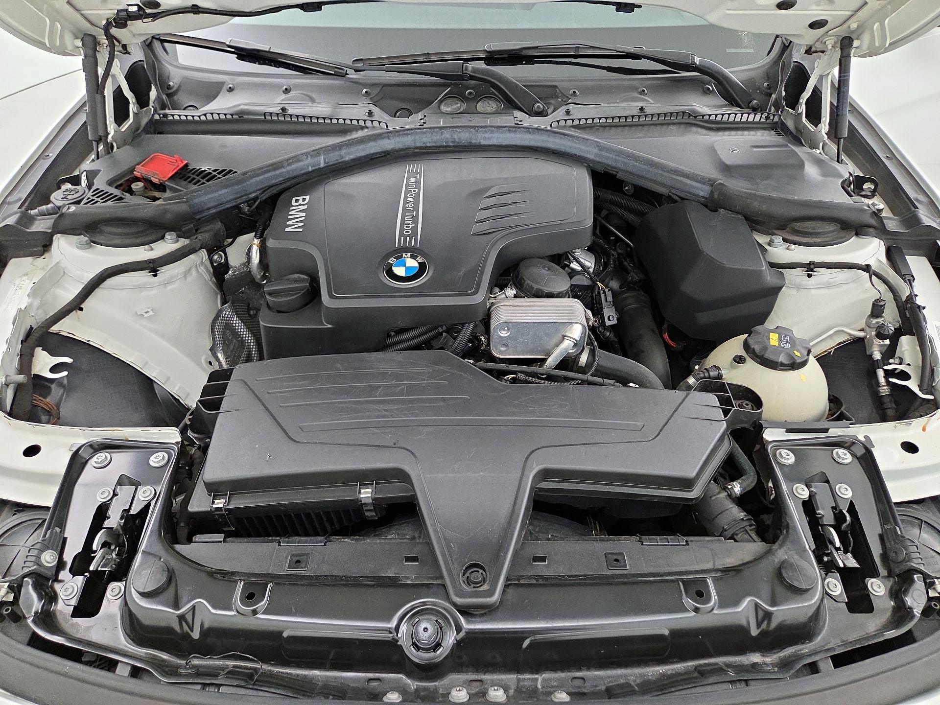 Thumbnail: 2015 BMW 3 Series - 20