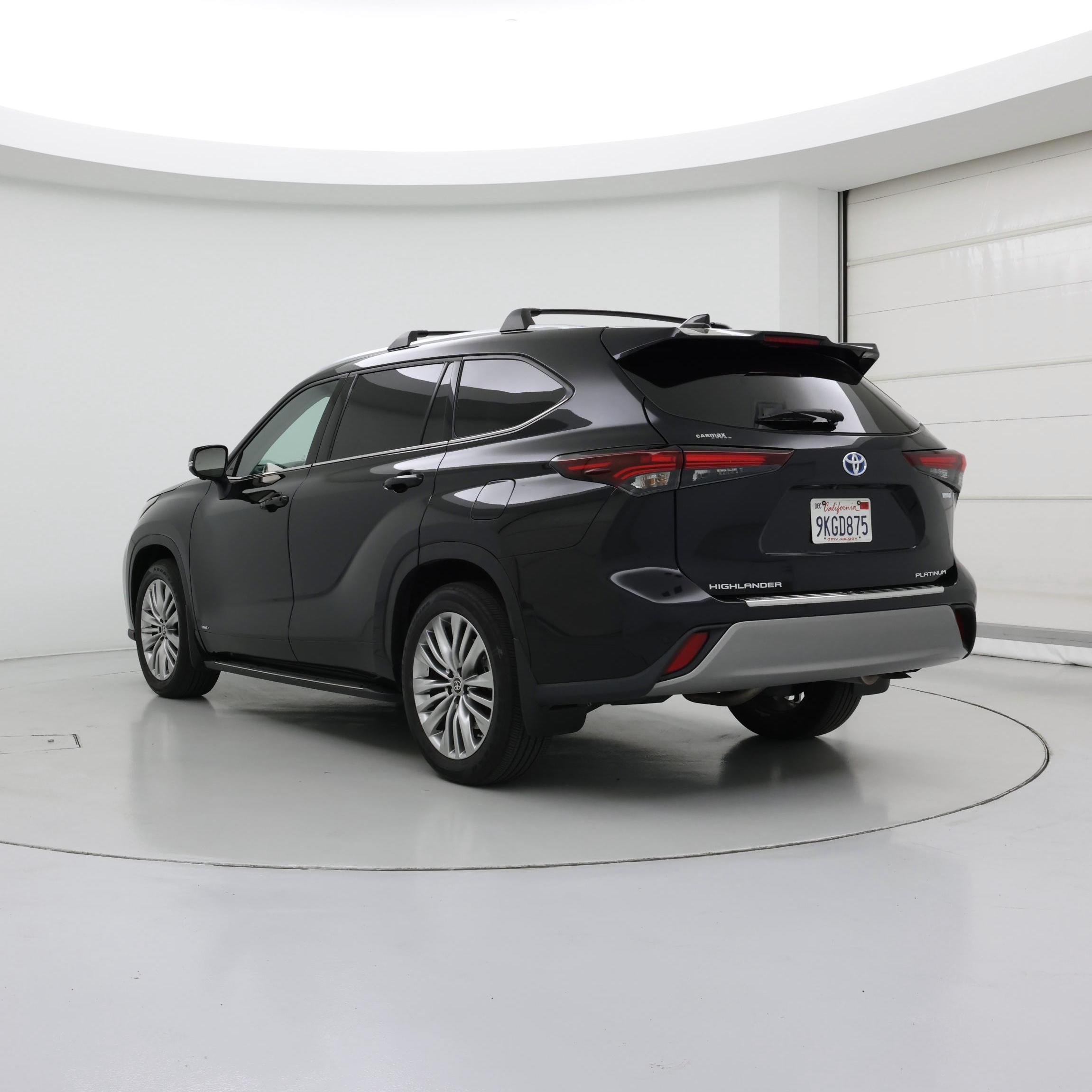 Thumbnail: 2024 Toyota Highlander - 2