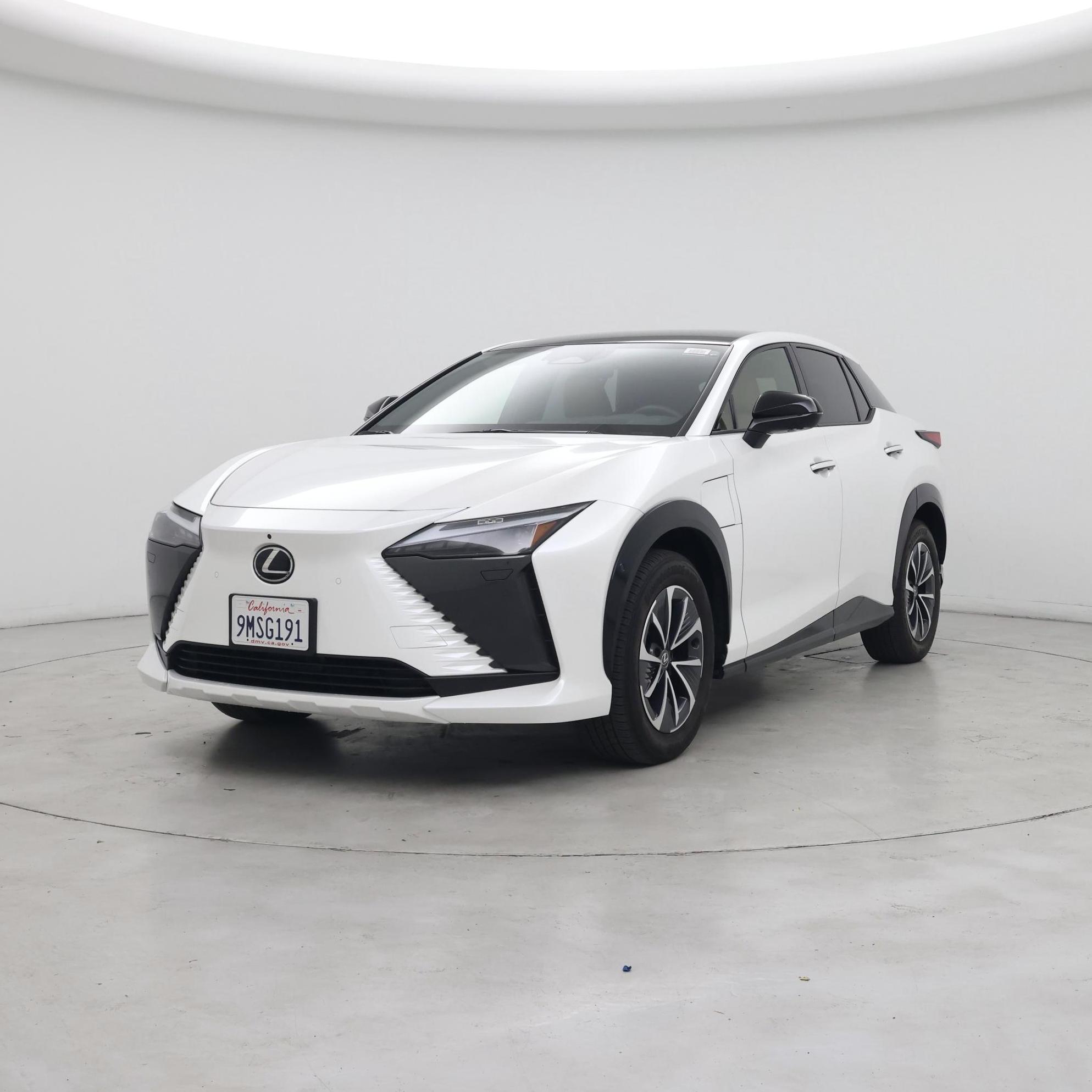 Thumbnail: 2024 Lexus RZ - 4