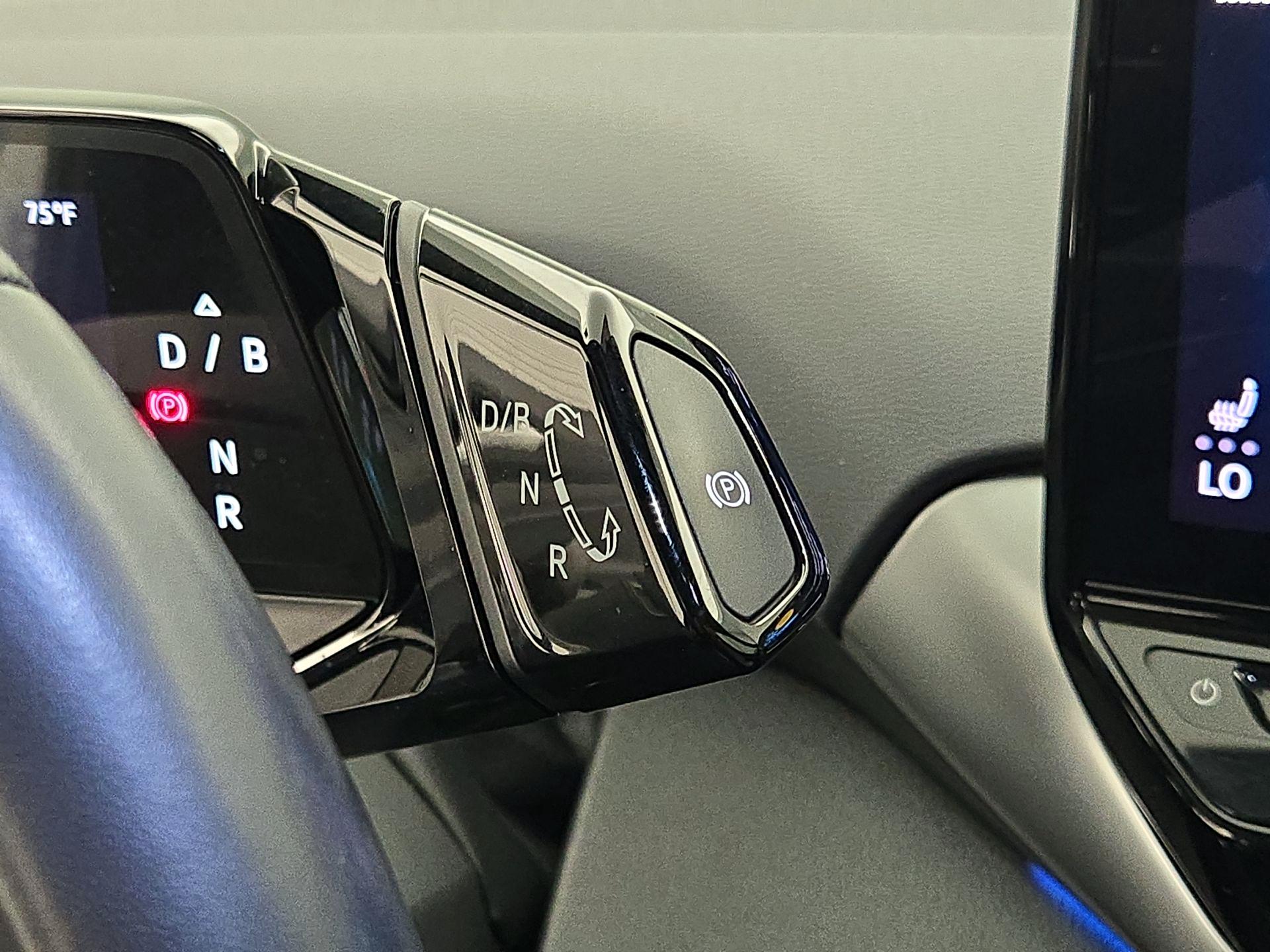 Thumbnail: 2022 Volkswagen ID.4 - 18