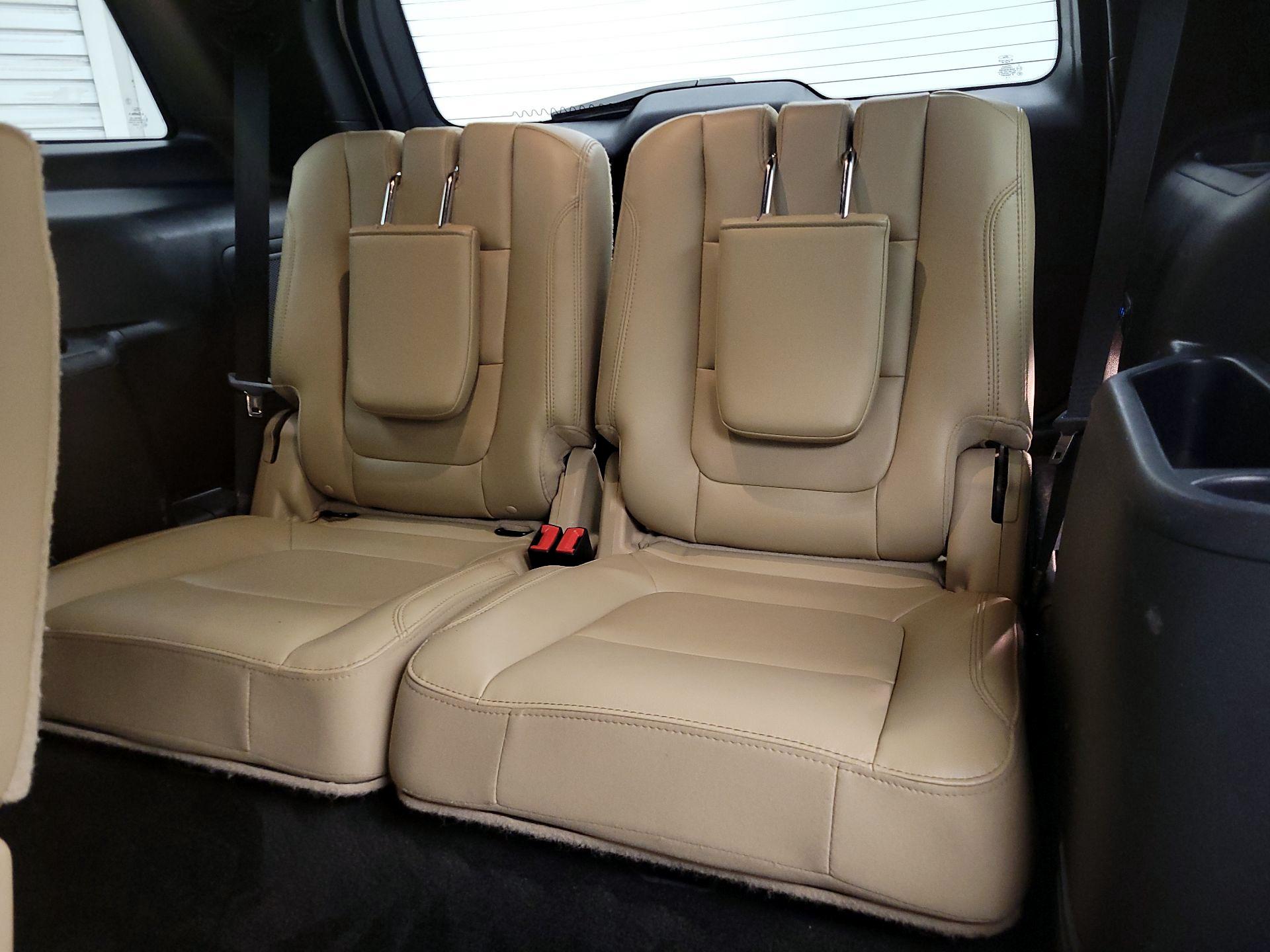 Thumbnail: 2016 Ford Explorer - 20