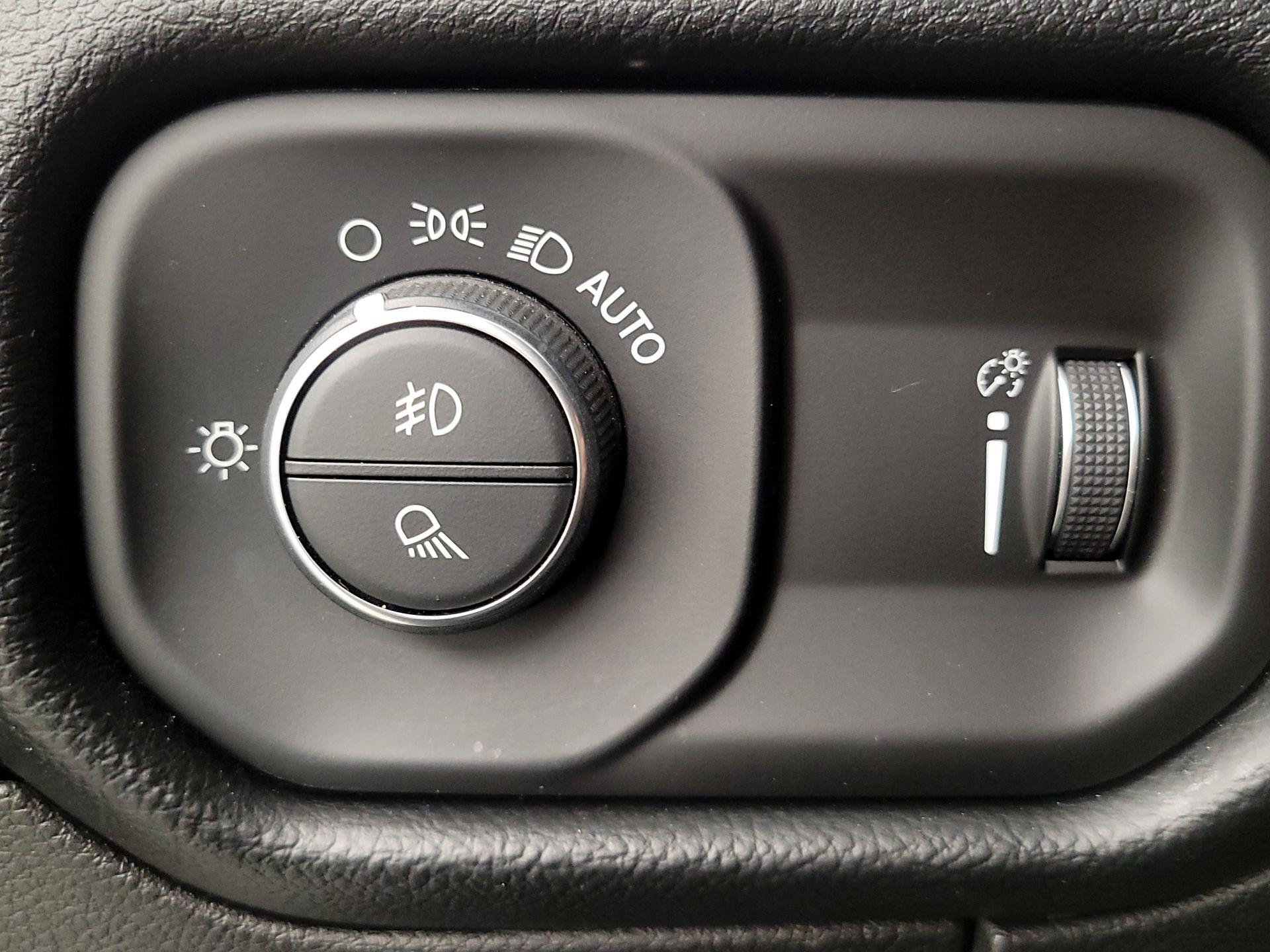 Thumbnail: 2021 RAM 1500 - 13