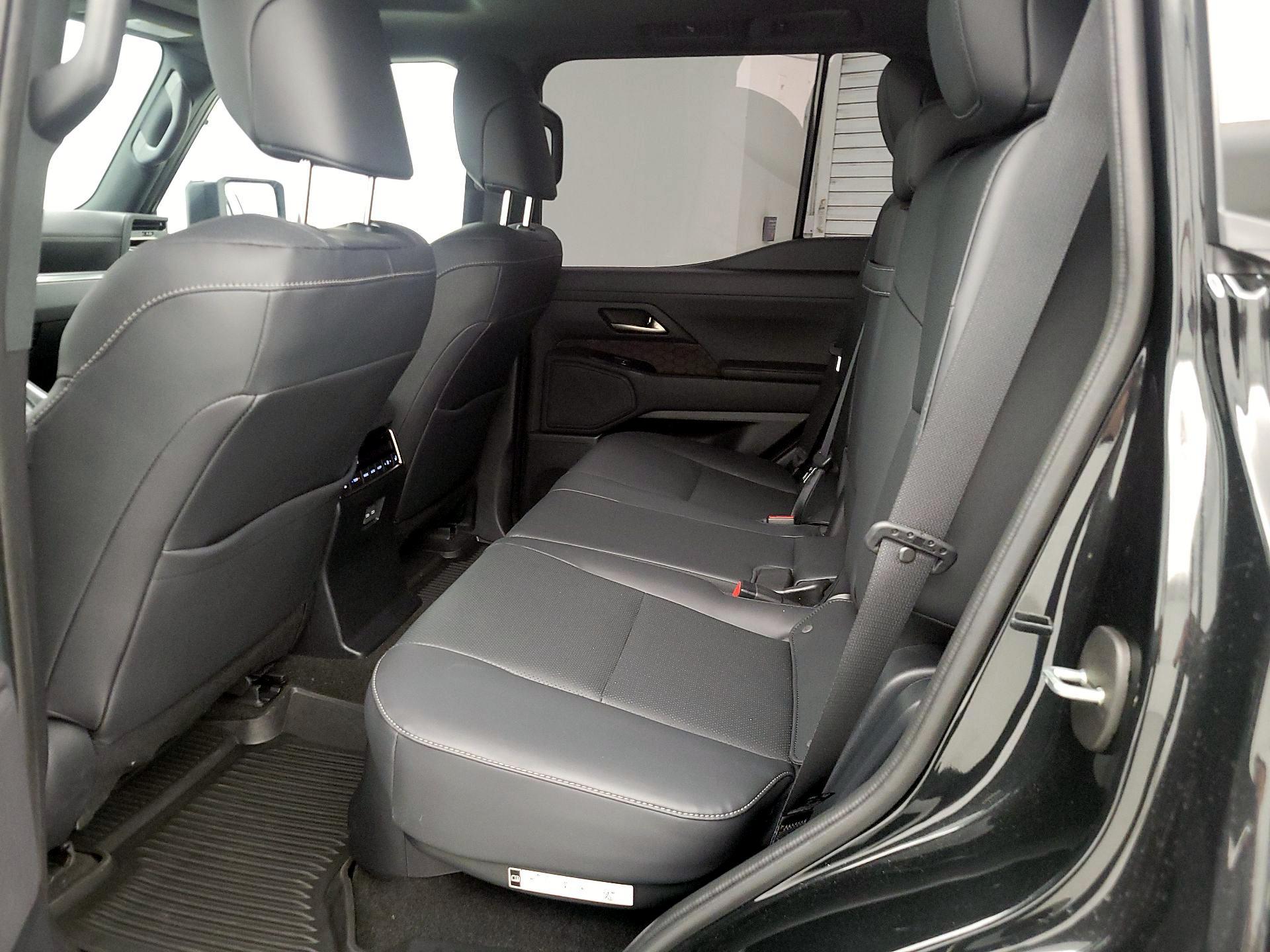 Thumbnail: 2025 Lexus GX - 20