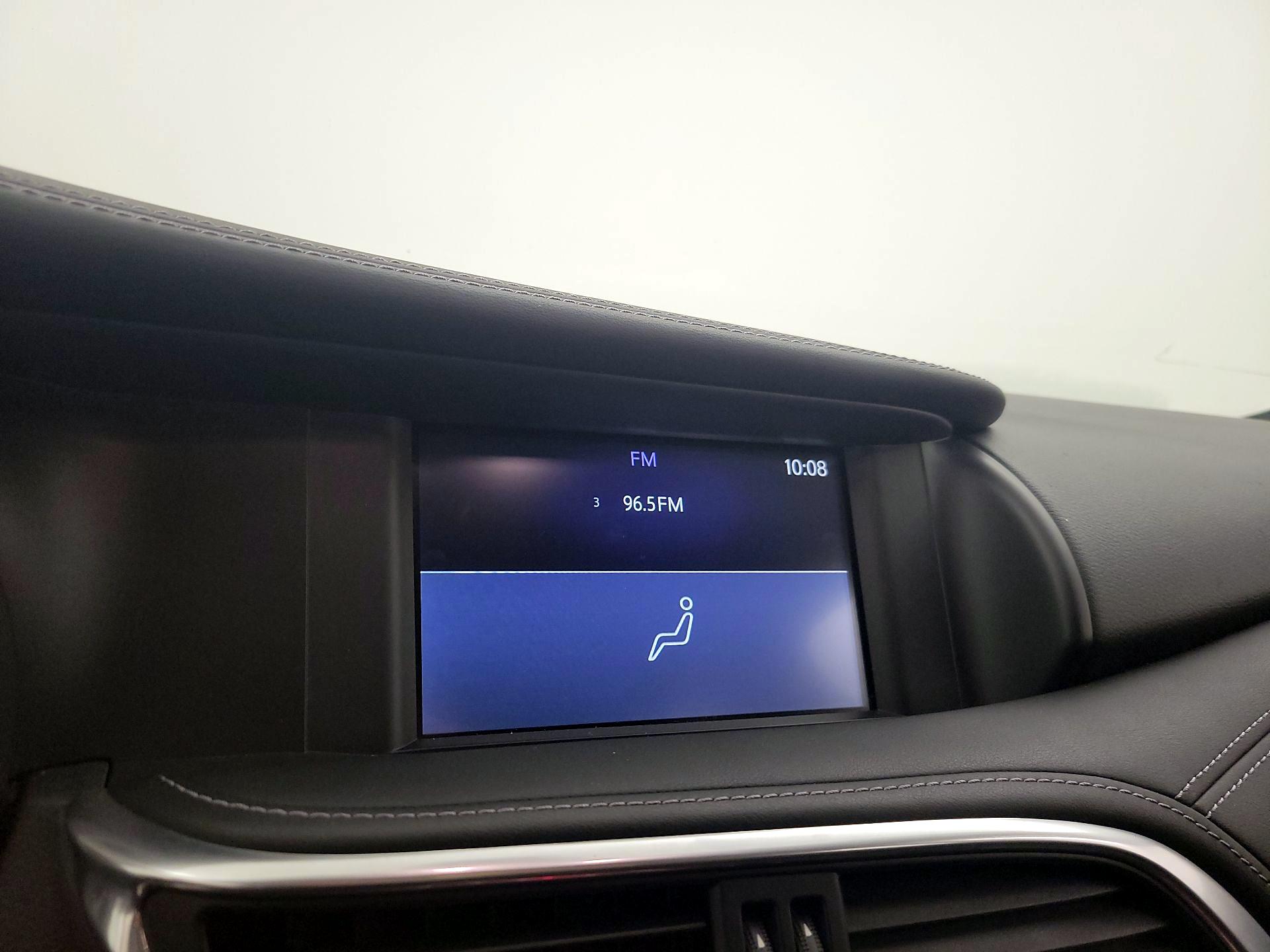 Thumbnail: 2018 INFINITI QX30 - 15