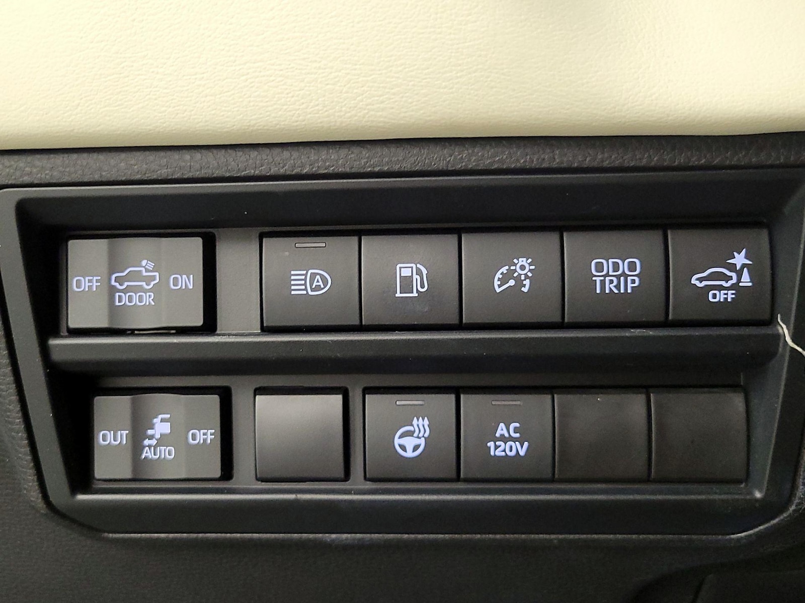 2023 Toyota Tundra 1794 Edition - Photo 14