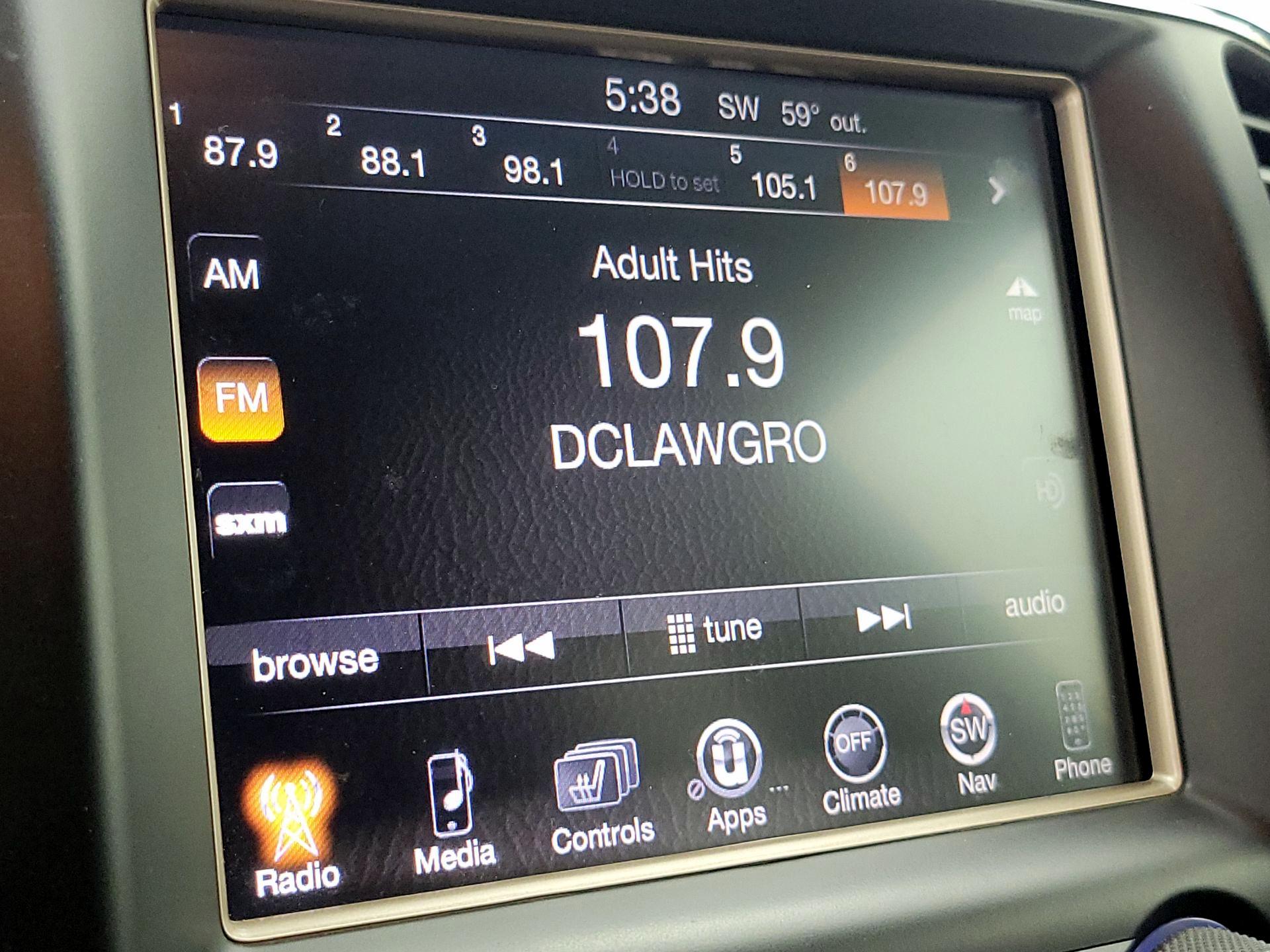 Thumbnail: 2014 Jeep Grand Cherokee - 16