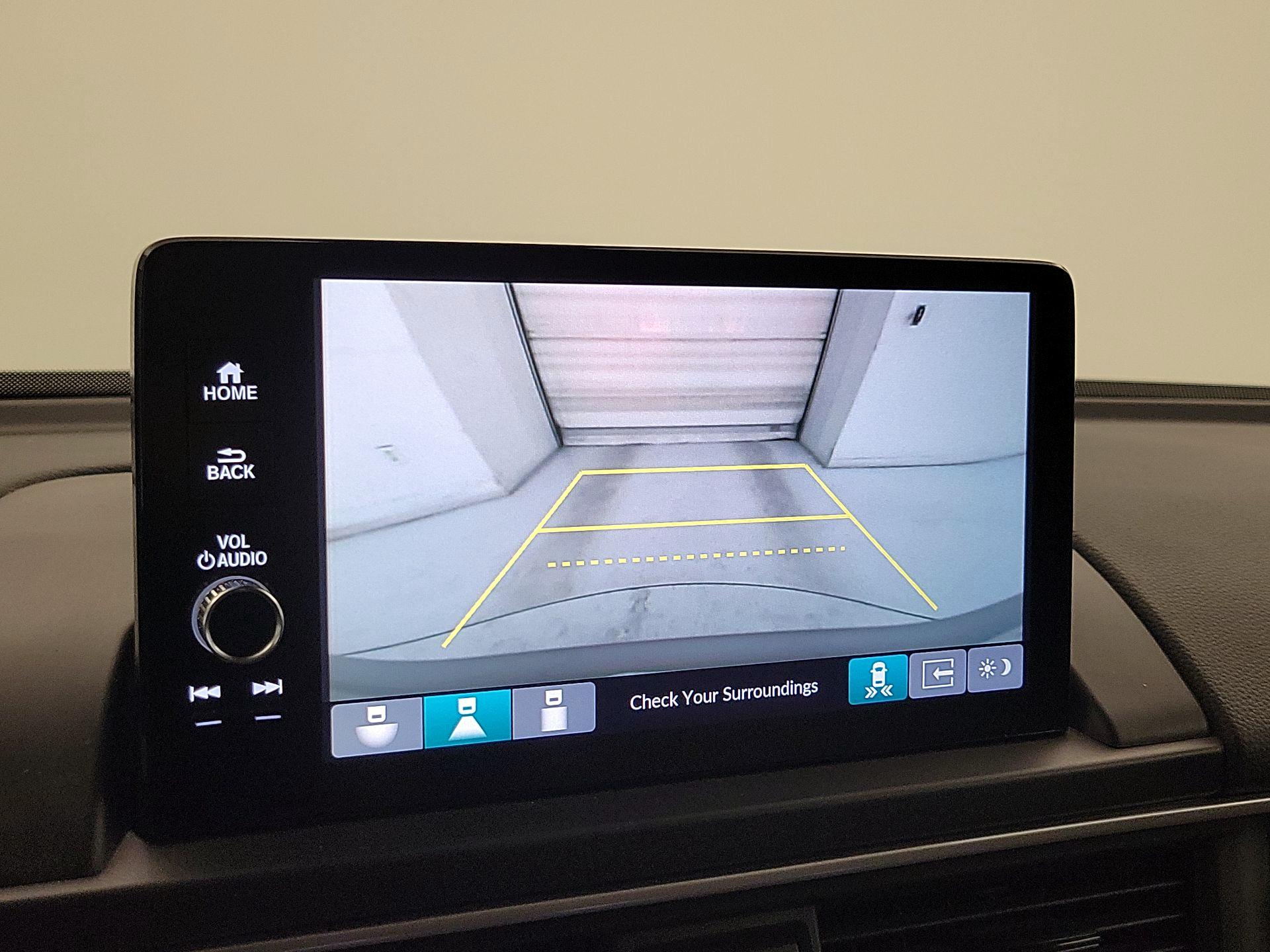 Thumbnail: 2024 Honda Pilot - 15