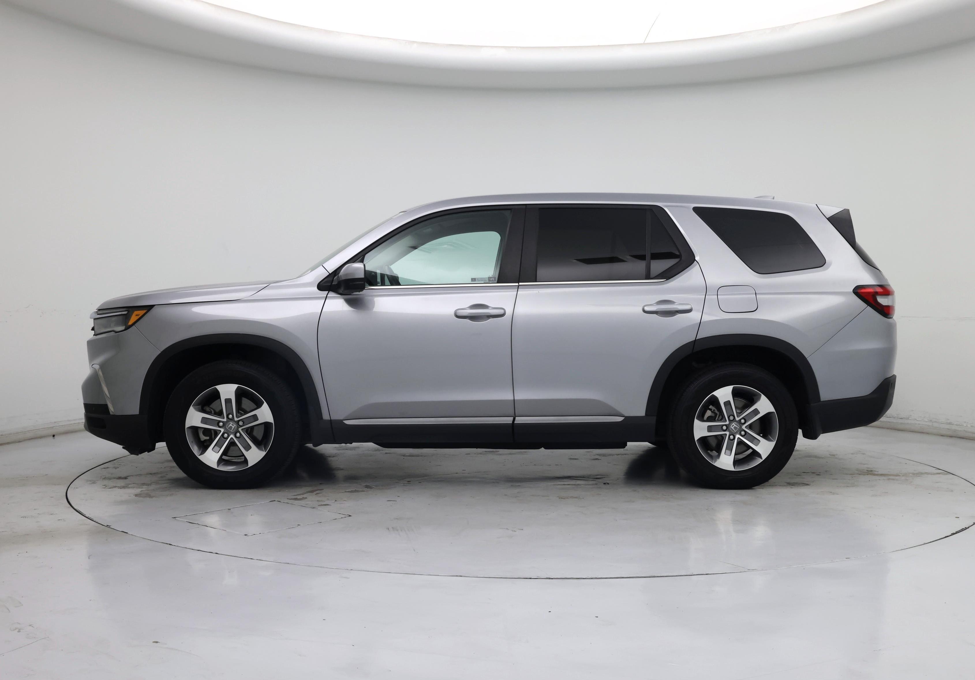 Thumbnail: 2024 Honda Pilot - 3