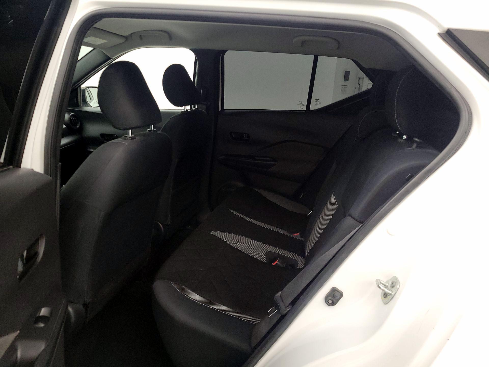 Thumbnail: 2020 Nissan Kicks - 19