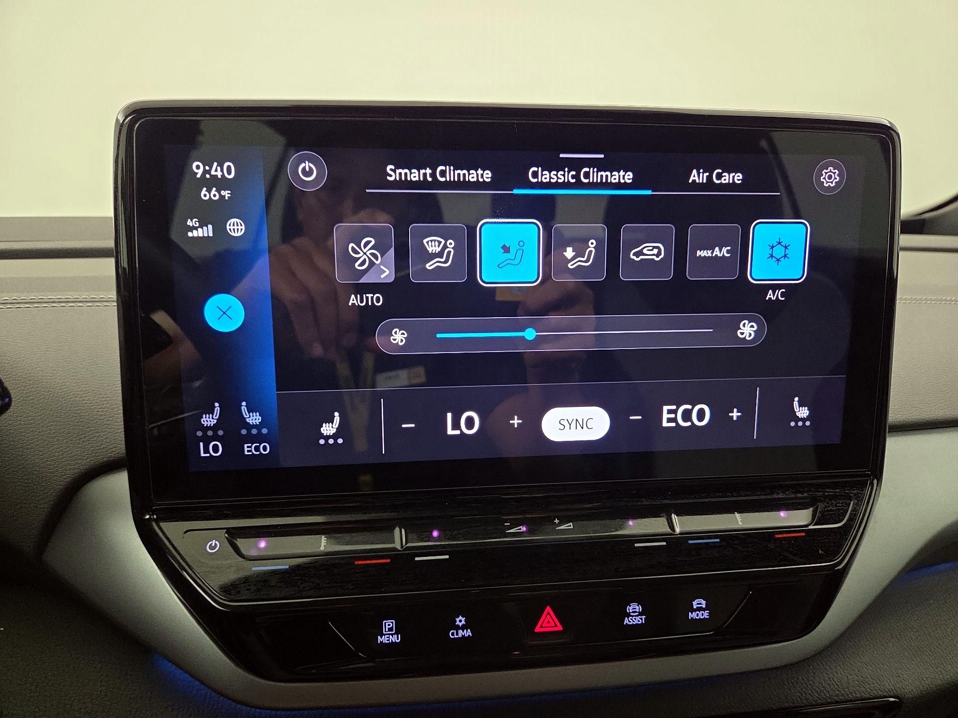 Thumbnail: 2023 Volkswagen ID.4 - 17